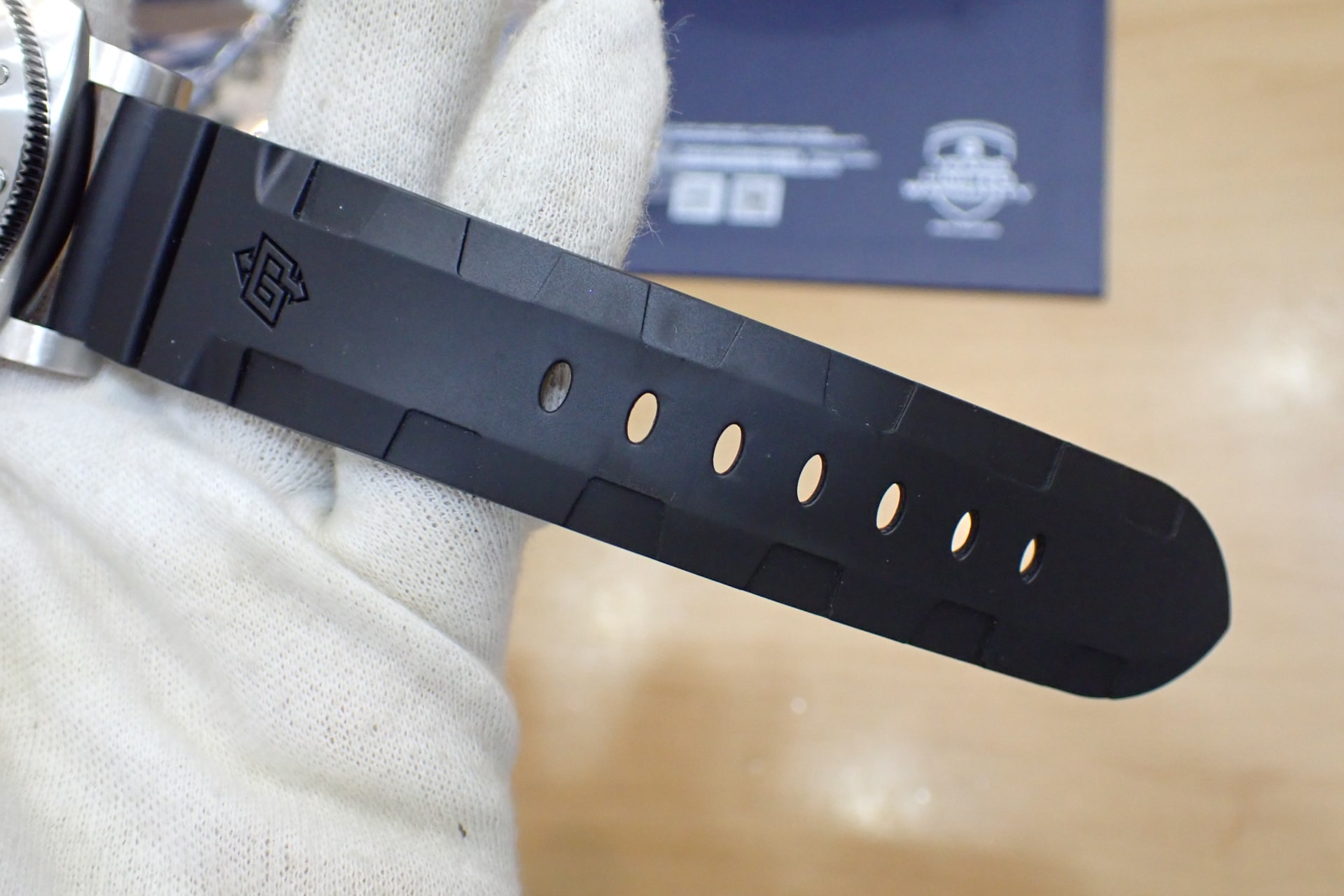 パネライ/Panerai サブマーシブル クアランタクワトロ ネイビーシールズ Ref.PAM01518