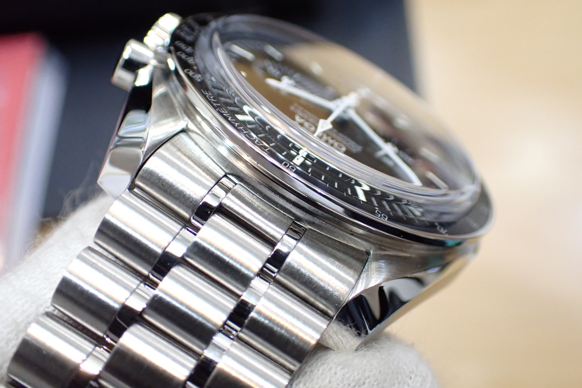 OMEGA/オメガ スピードマスター ムーンウォッチ プロフェッショナル コーアクシャル マスタークロノメーター Ref.310.30.42.50.01.002 高年式/一部保護シール付き