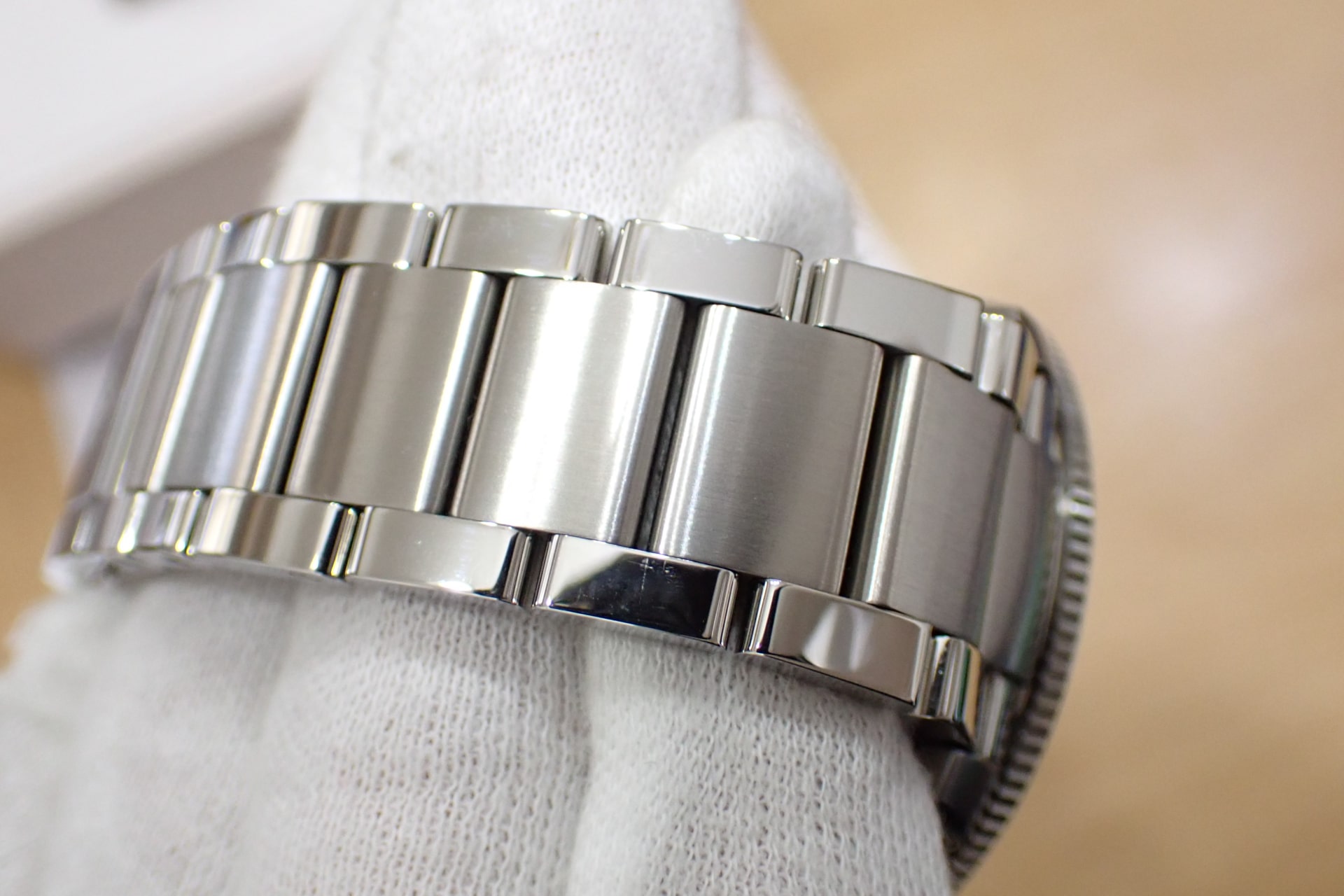 ユリスナルダン/ ULYSSE NARDIN マリーン トルピユール Ref.1183-310/43 ブルー文字盤 ステンレスブレスレットモデル