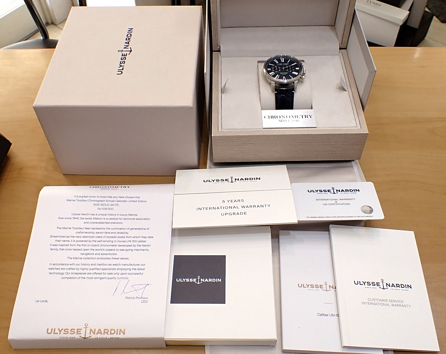 ULYSSE NARDIN/ユリスナルダン マリーン トルピユール アニュアルカレンダー クロノグラフ 限定300本 Ref.1533-320LE-3A-175/1A