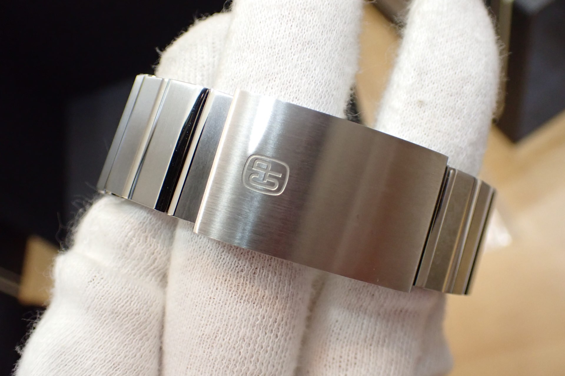 GIRARD PERREGAUX/ジラールペルゴ キャスケット Ref.39800-21-3199-6CM 世界限定820本 チタン製