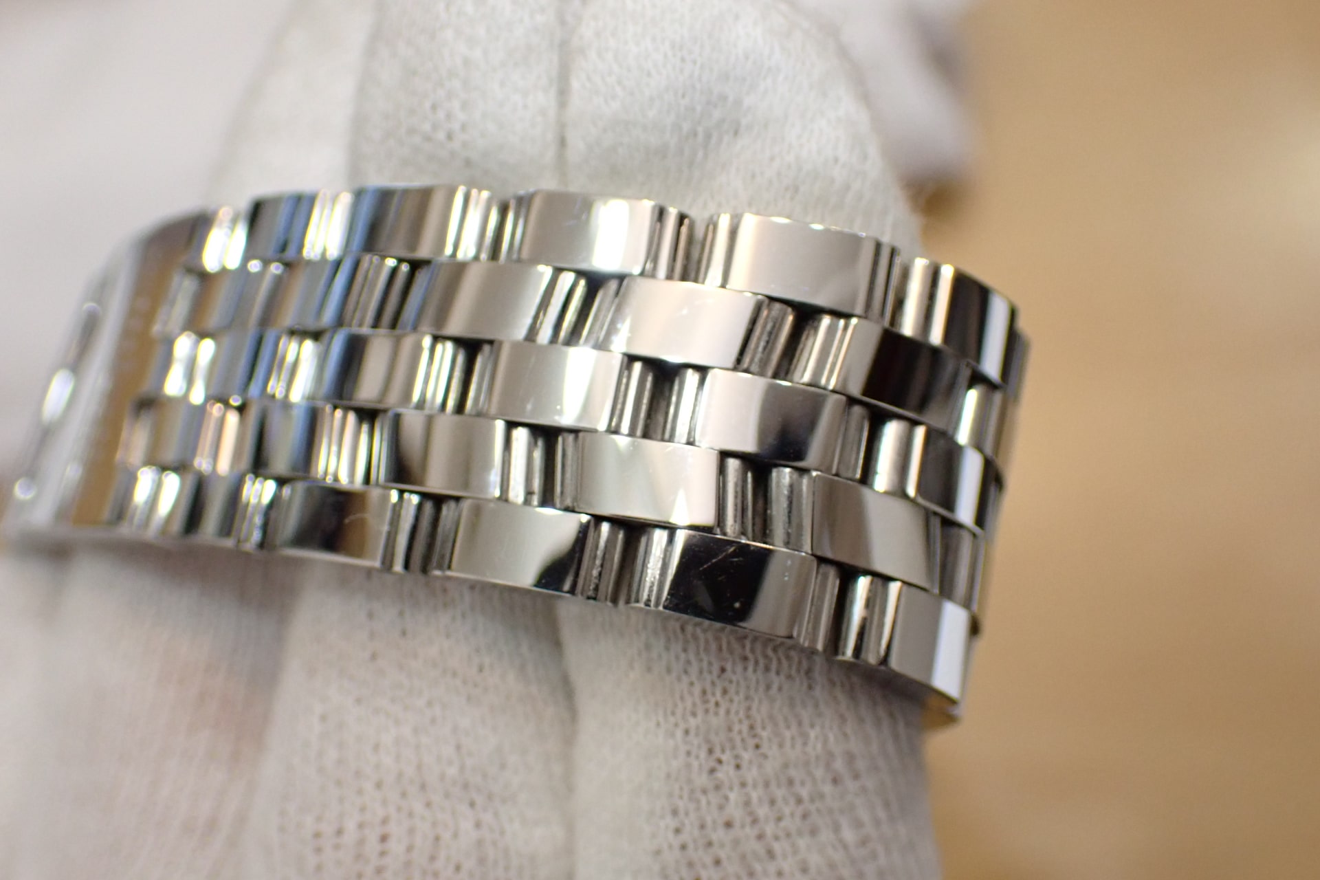 ULYSSE NARDIN/ユリスナルダン クラシコ エナメル文字盤 ブルー Ref.3203-136/E3