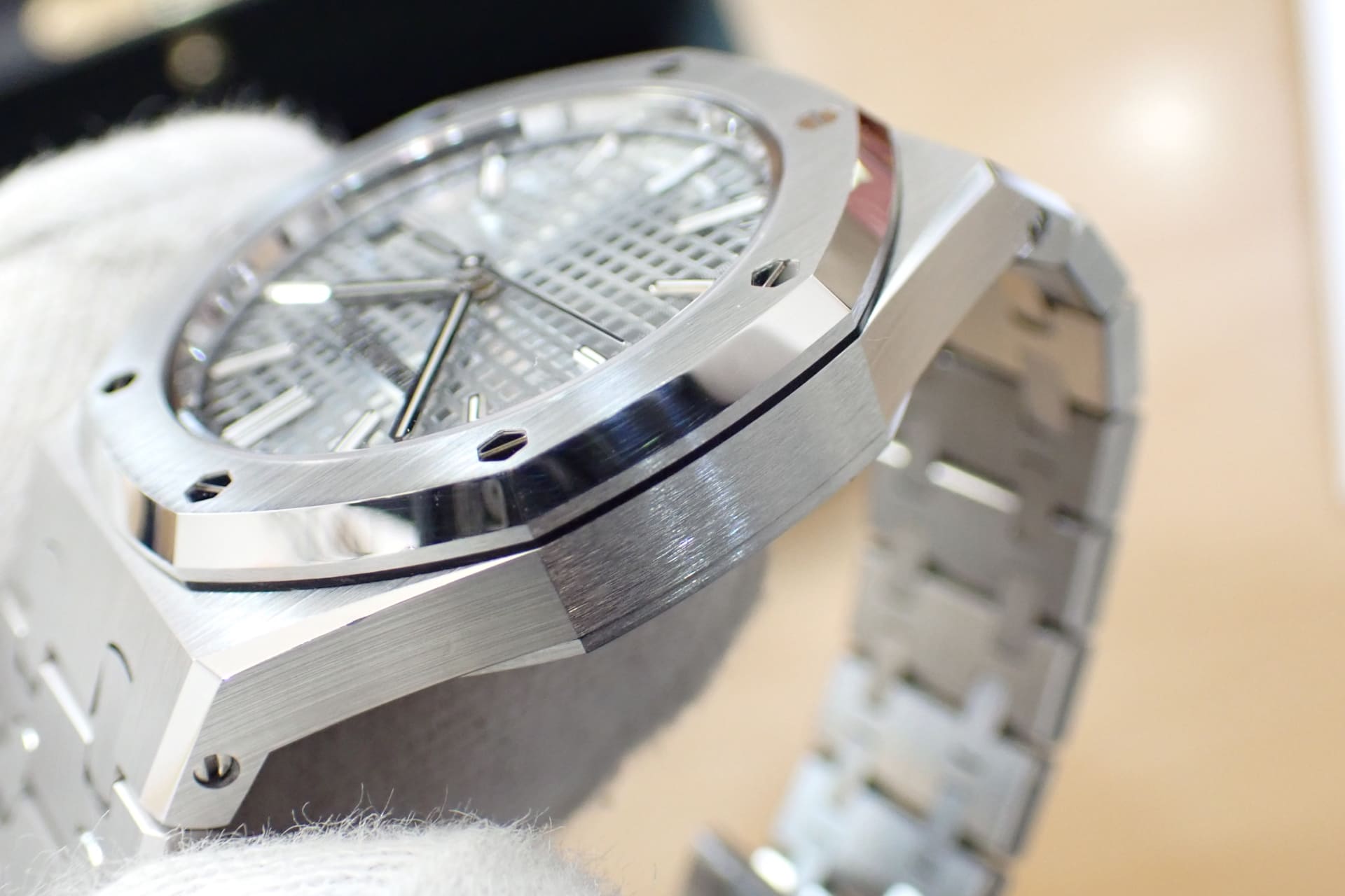 オーデマピゲ/Audemars Piguet ロイヤルオーク オートマティック 50周年記念 Ref.15550ST.OO.1356ST.03 グレー