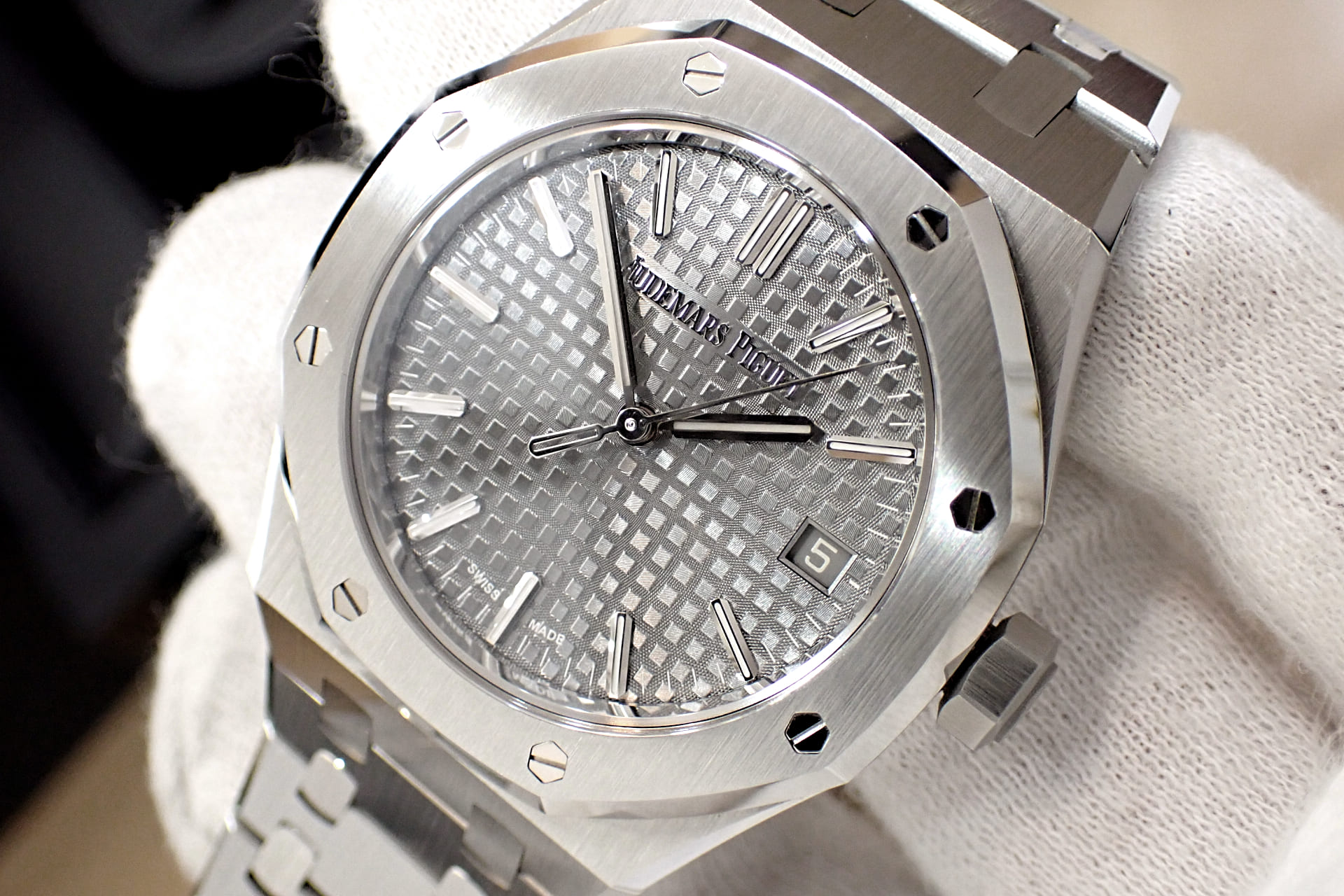 オーデマピゲ/Audemars Piguet ロイヤルオーク オートマティック 50周年記念 Ref.15550ST.OO.1356ST.03 グレー