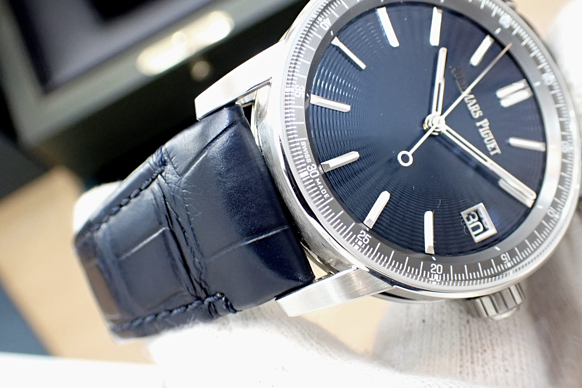 AUDEMARS PIGUET/オーデマピゲ CODE11.59 Ref.15210ST.OO.A348KB.01 ナイトブルー文字盤 2023年新作