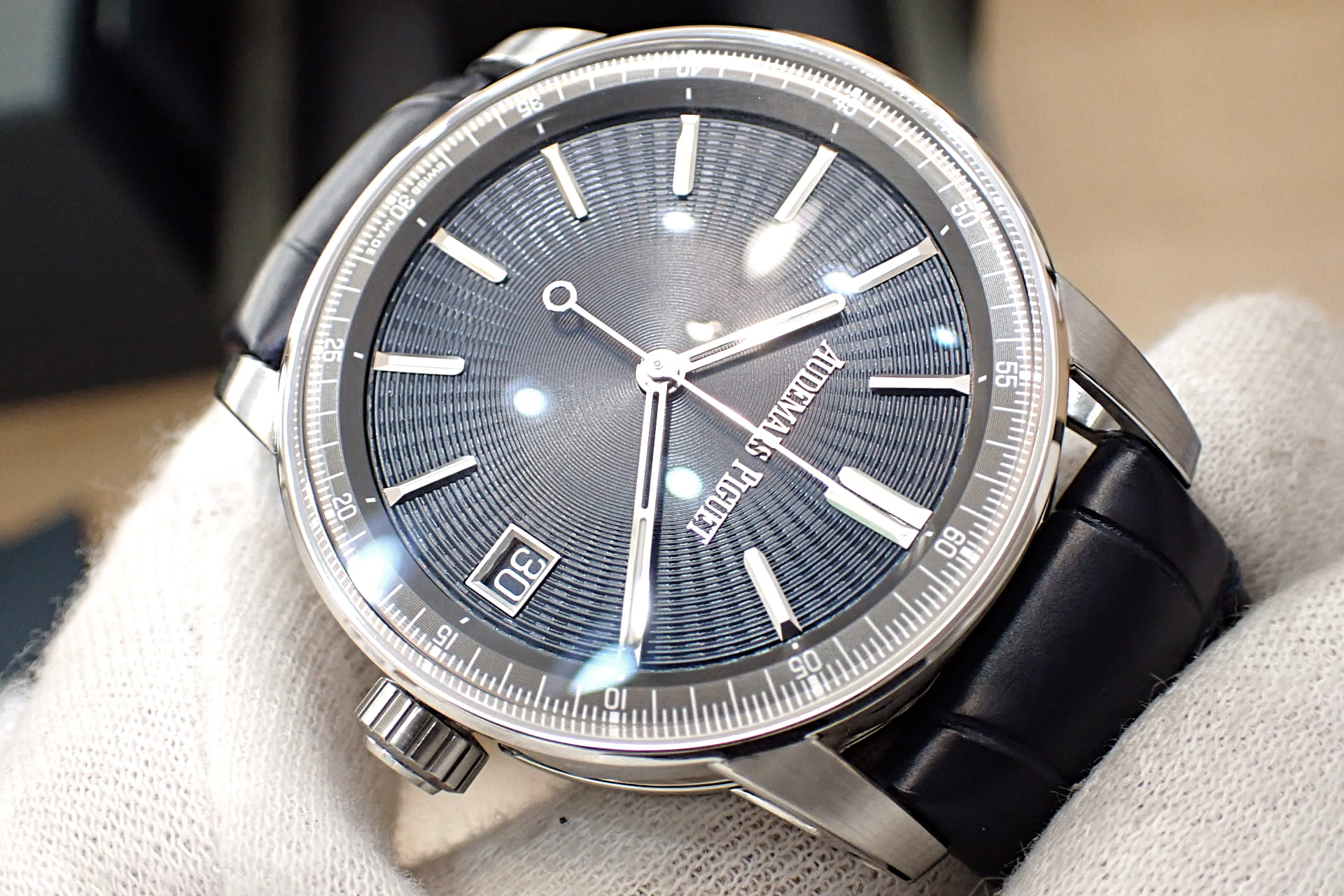 AUDEMARS PIGUET/オーデマピゲ CODE11.59 Ref.15210ST.OO.A348KB.01 ナイトブルー文字盤 2023年新作