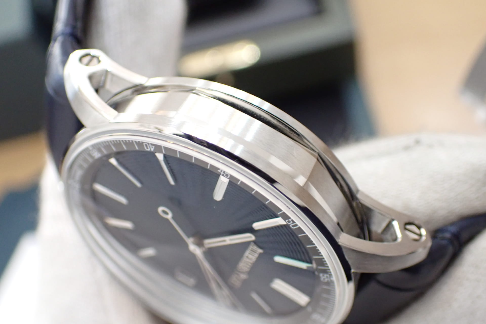 AUDEMARS PIGUET/オーデマピゲ CODE11.59 Ref.15210ST.OO.A348KB.01 ナイトブルー文字盤 2023年新作