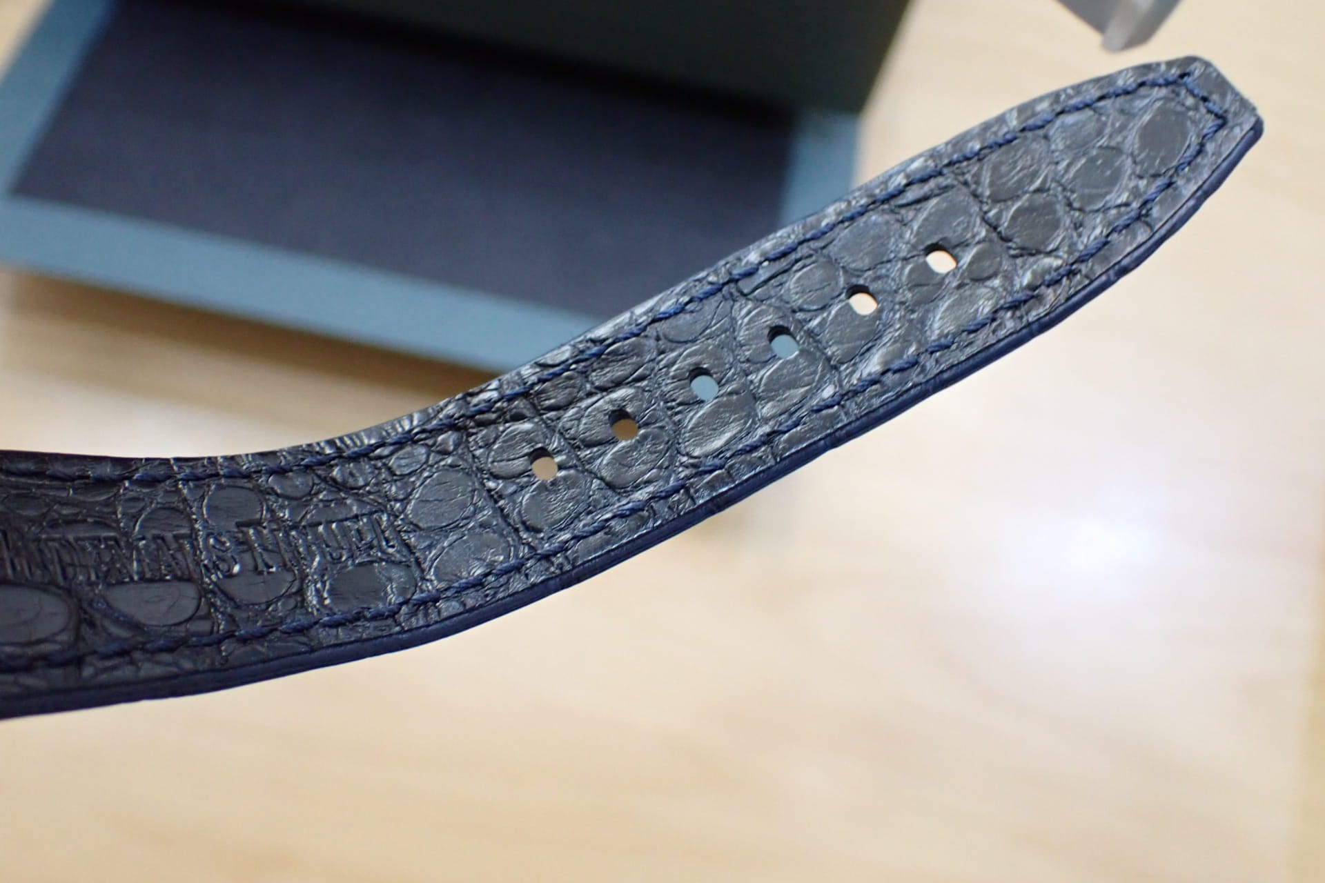 AUDEMARS PIGUET/オーデマピゲ CODE11.59 Ref.15210ST.OO.A348KB.01 ナイトブルー文字盤 2023年新作