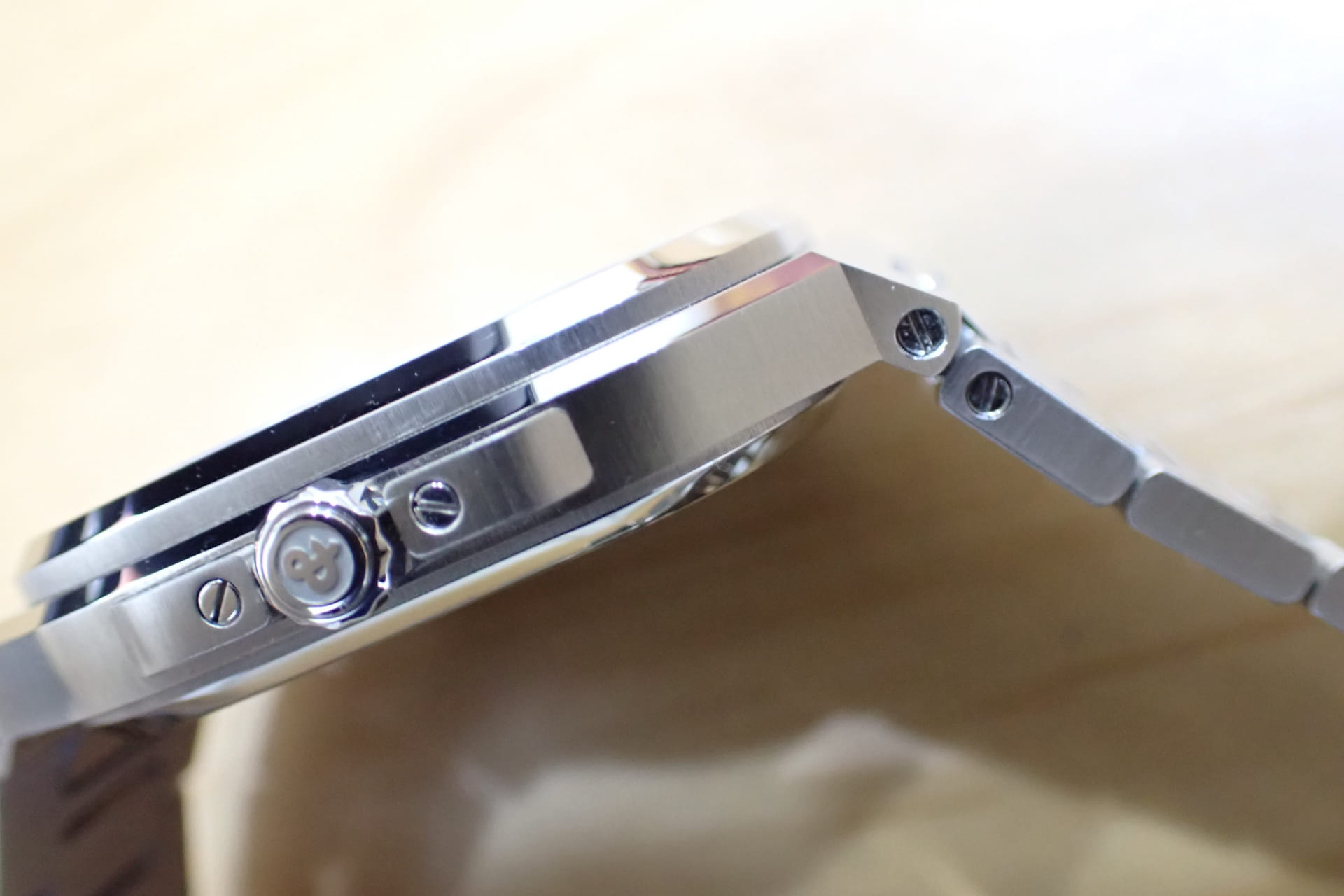 BELL&ROSS/ベル&ロス BR-05 マザーオブパール文字盤 Ref.BR05A-S-MP-ST/SST