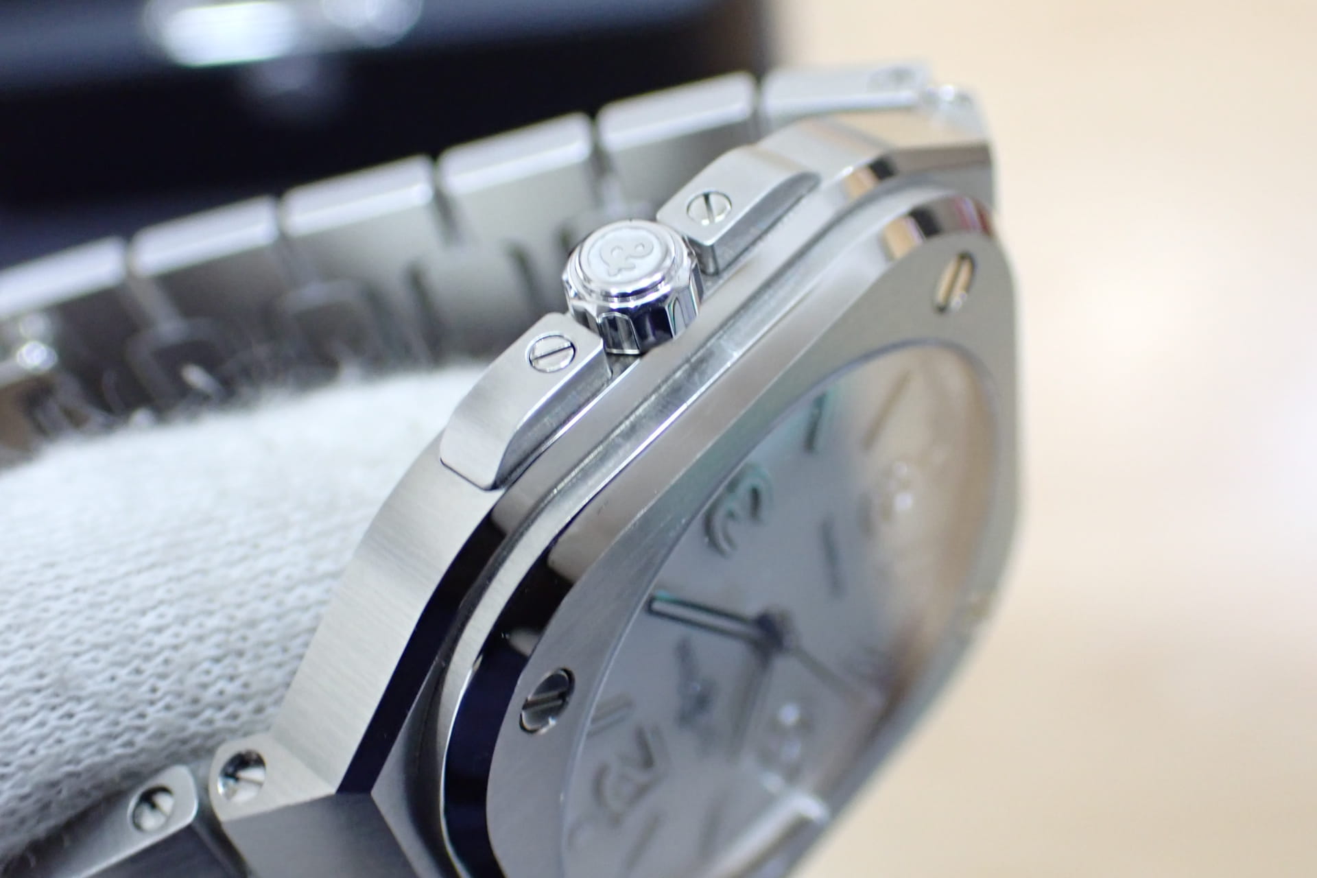 BELL&ROSS/ベル&ロス BR-05 マザーオブパール文字盤 Ref.BR05A-S-MP-ST/SST