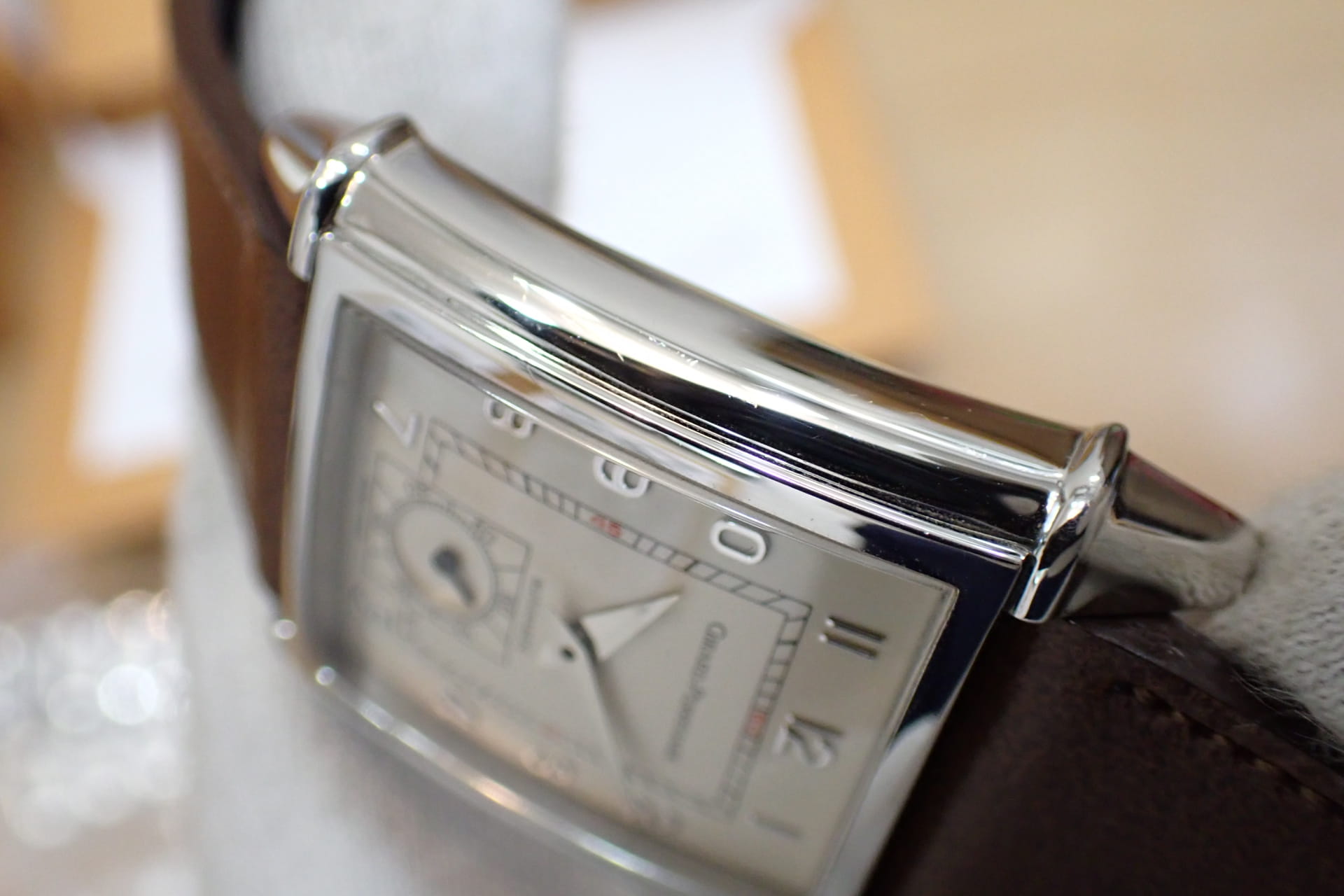 GIRARD PERREGAUX/ジラール ペルゴ ヴィンテージ1945 Ref.25930.1.11.105S
