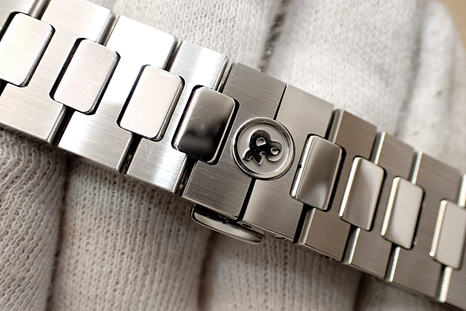 Bell&Ross/ベル&ロス BR05 ネイビー文字盤 Ref.BR05A-BLU-ST/SST