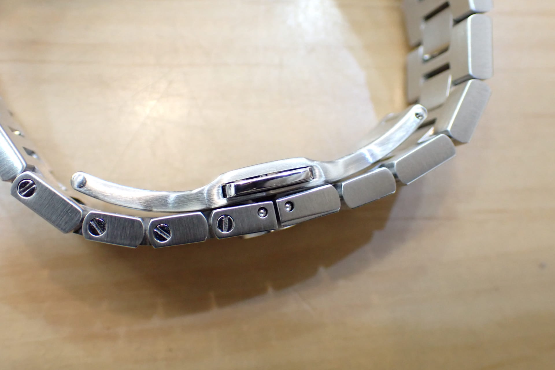 Bell&Ross/ベル&ロス BR05 ネイビー文字盤 Ref.BR05A-BLU-ST/SST