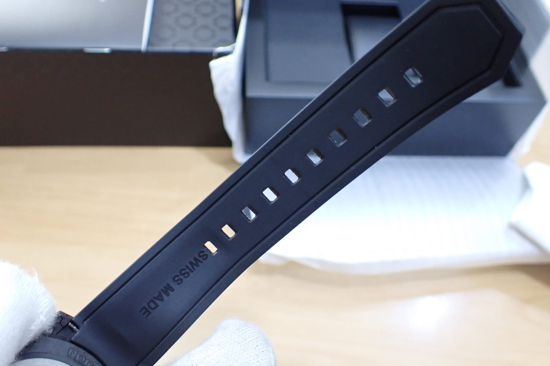 ノルケイン/NORQAIN ワイルドワン オールブラック Ref.N3000.21Q34.B02.R01