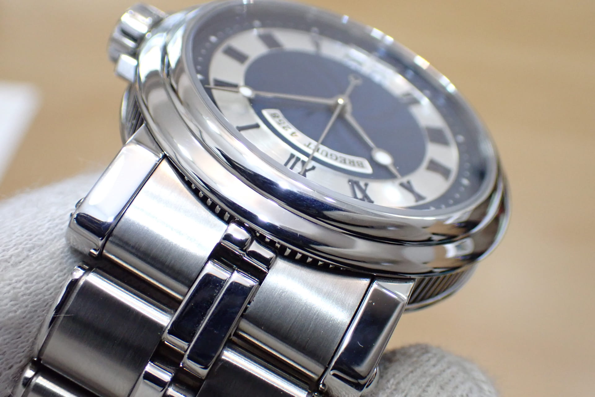 Breguet/ブレゲ マリーン2 ラージデイト Ref.5817ST/Y2/SV0 ブルー文字盤 ステンレスブレスモデル