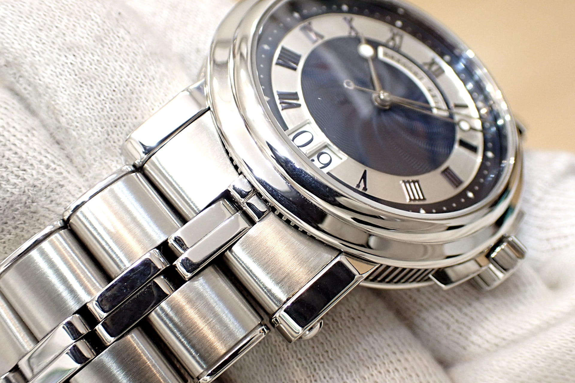 Breguet/ブレゲ マリーン2 ラージデイト Ref.5817ST/Y2/SV0 ブルー文字盤 ステンレスブレスモデル