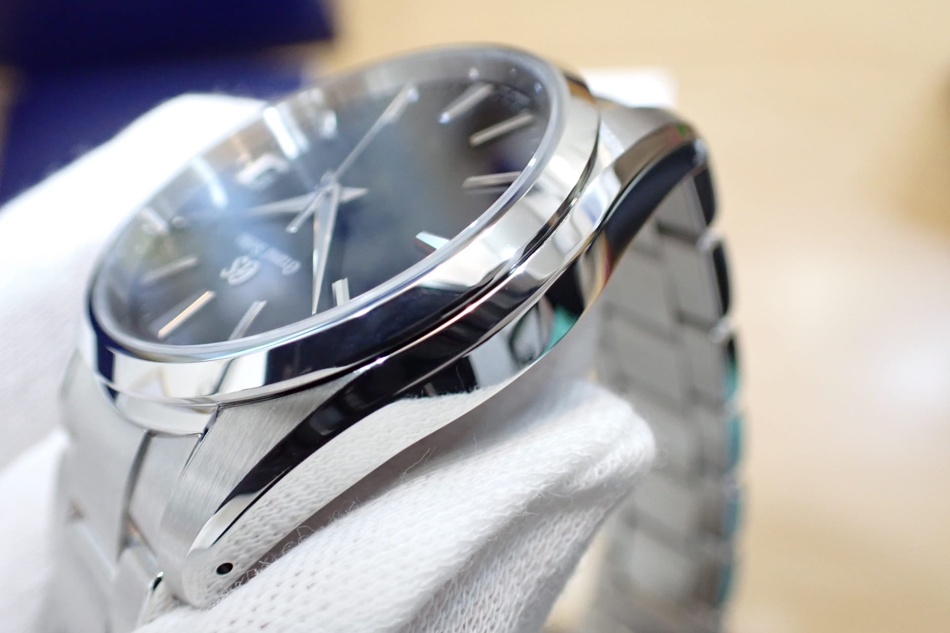 GrandSeiko/グランドセイコー ヘリテージコレクション 9F85クォーツ Ref.SBGP011 ブラック 保護シール付き