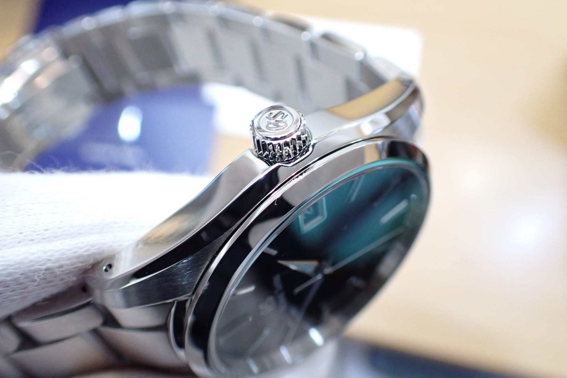 GrandSeiko/グランドセイコー ヘリテージコレクション 9F85クォーツ Ref.SBGP011 ブラック 保護シール付き