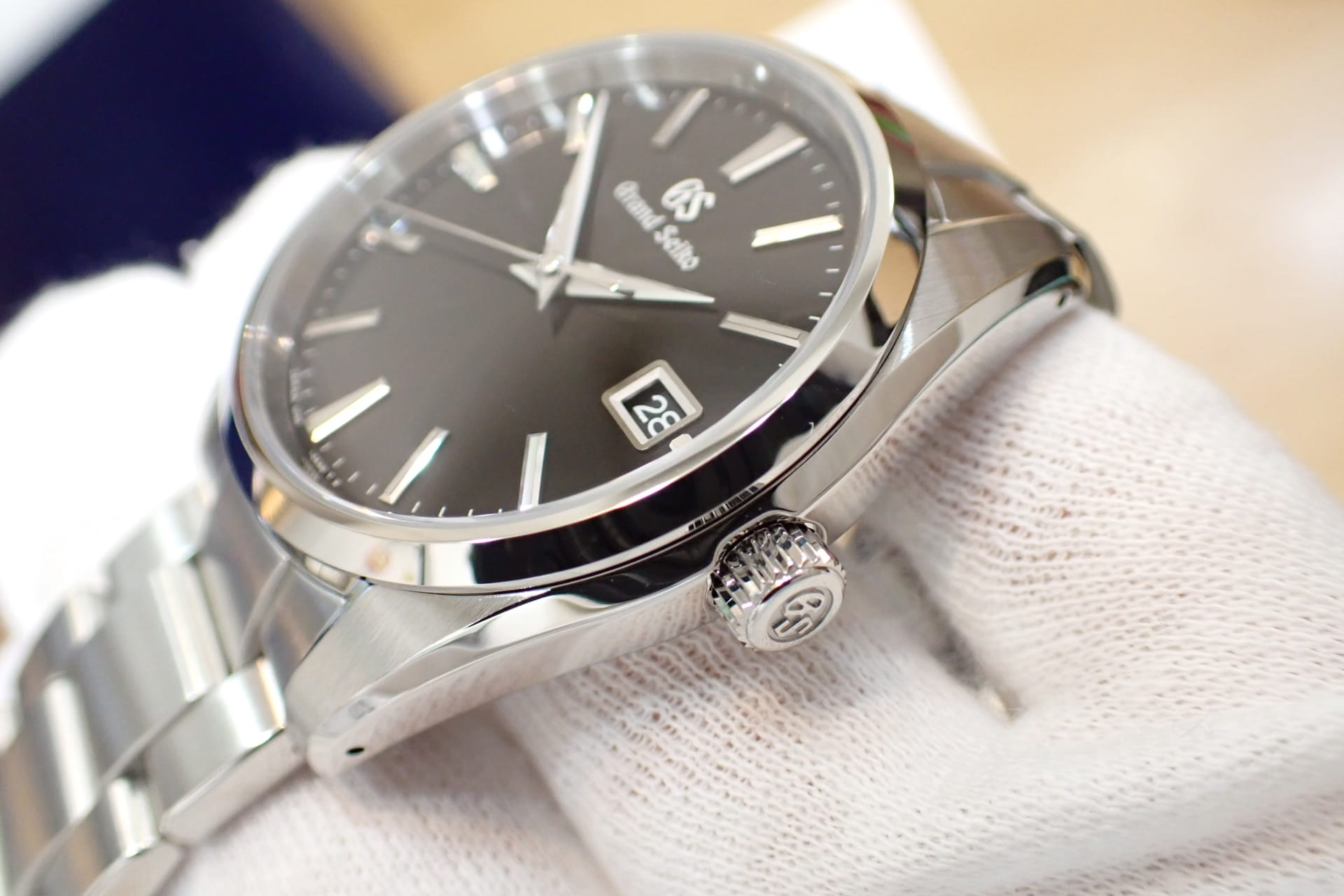 GrandSeiko/グランドセイコー ヘリテージコレクション 9F85クォーツ Ref.SBGP011 ブラック 保護シール付き