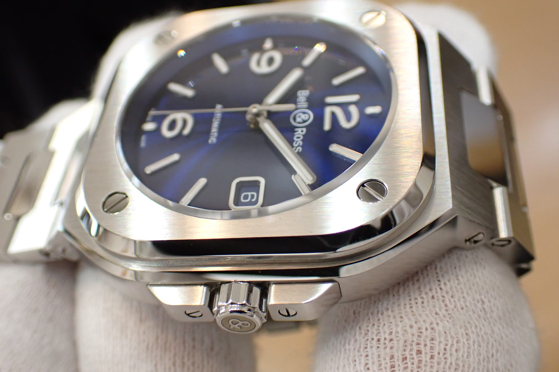 Bell&Ross/ベル&ロス BR05 ネイビー文字盤 Ref.BR05A-BLU-ST/SST