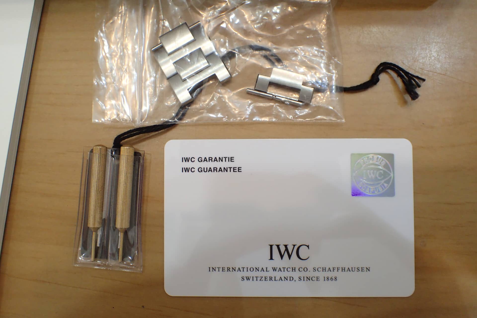 IWC インジュニア オートマティック IW323904 シルバー文字盤