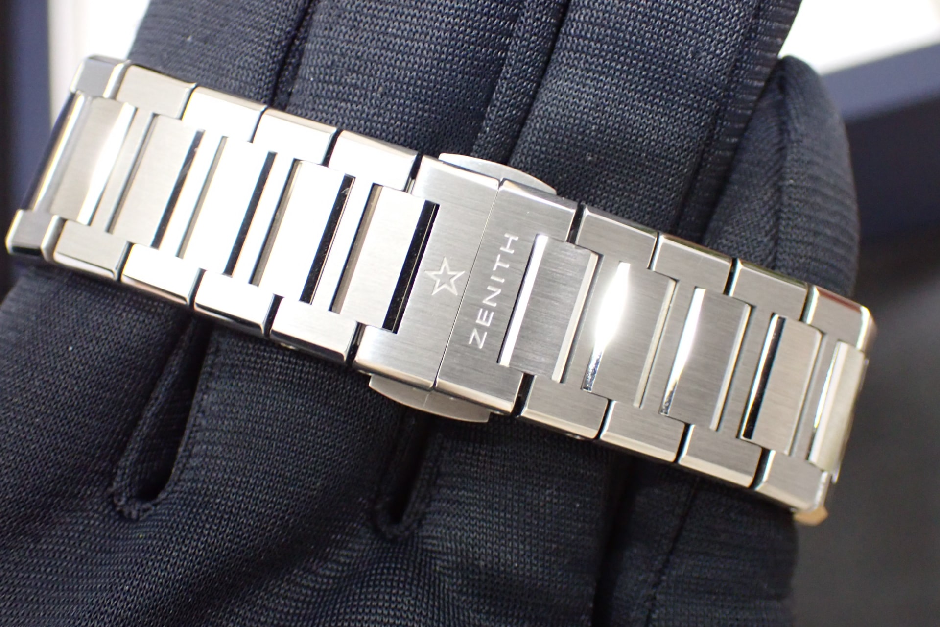 ZENITH/ゼニス デファイ スカイライン 41mm Ref.03.9300.3620/16.I001 日本限定100本 バケットダイヤ/アイスブルー文字盤