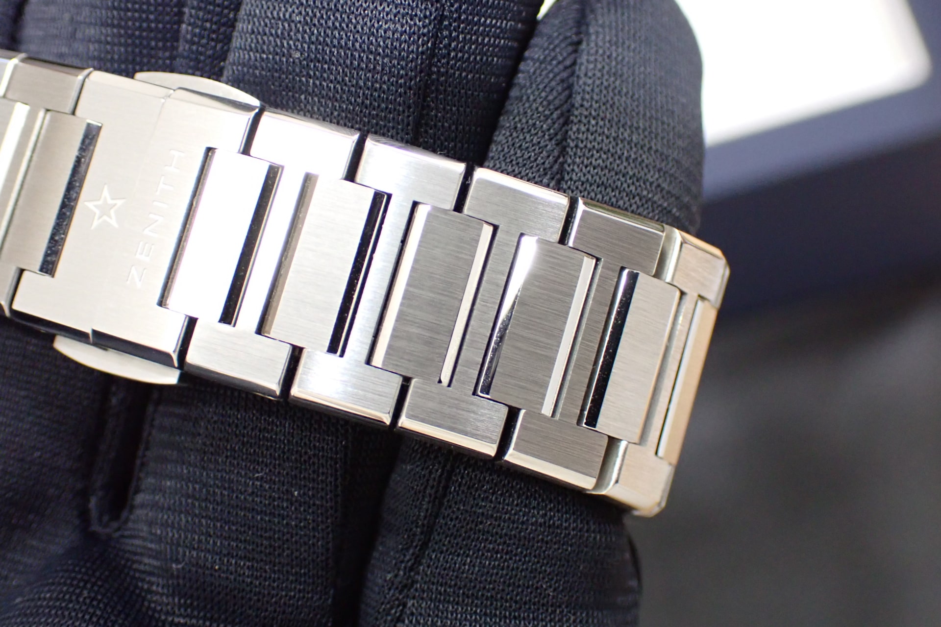 ZENITH/ゼニス デファイ スカイライン 41mm Ref.03.9300.3620/16.I001 日本限定100本 バケットダイヤ/アイスブルー文字盤