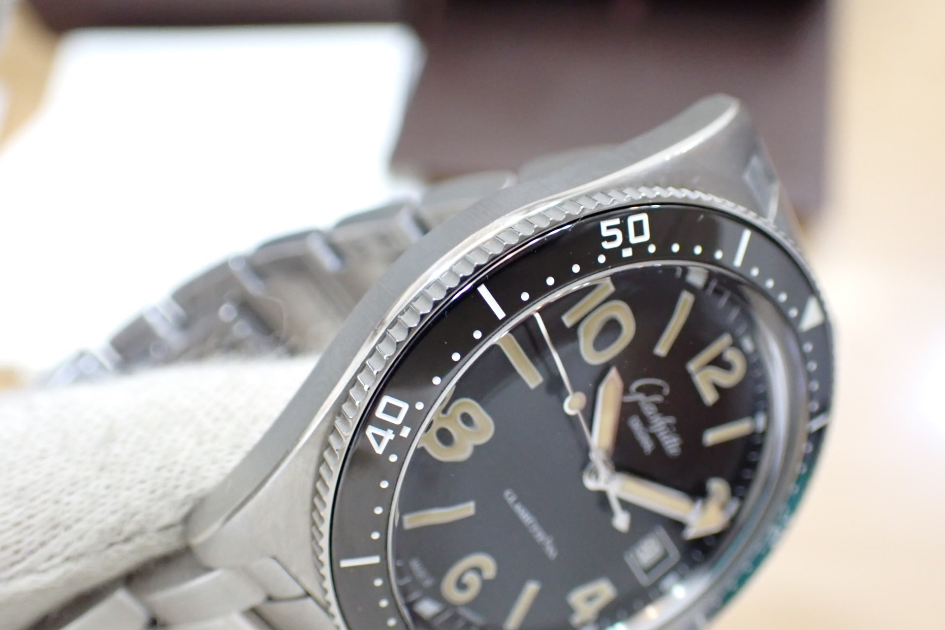 GLASHUTTE ORIGINAL/グラスヒュッテ オリジナル SeaQ/シーキュー Ref.1-39-11-06-80-70 黒文字盤