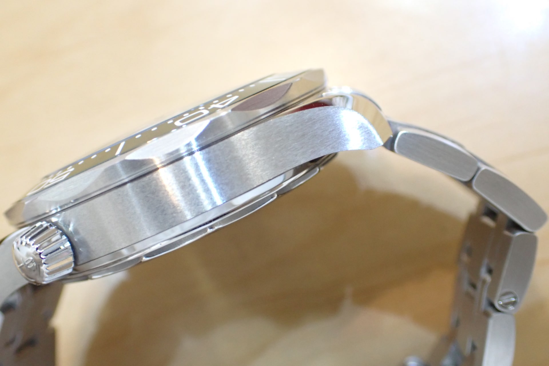 オメガ/OMEGA シーマスター ダイバー300m コーアクシャル マスタークロノメーター Ref.210.30.42.20.10.001 グリーン文字盤