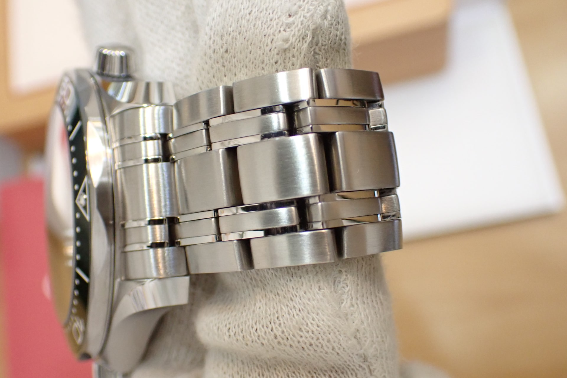 オメガ/OMEGA シーマスター ダイバー300m コーアクシャル マスタークロノメーター Ref.210.30.42.20.10.001 グリーン文字盤