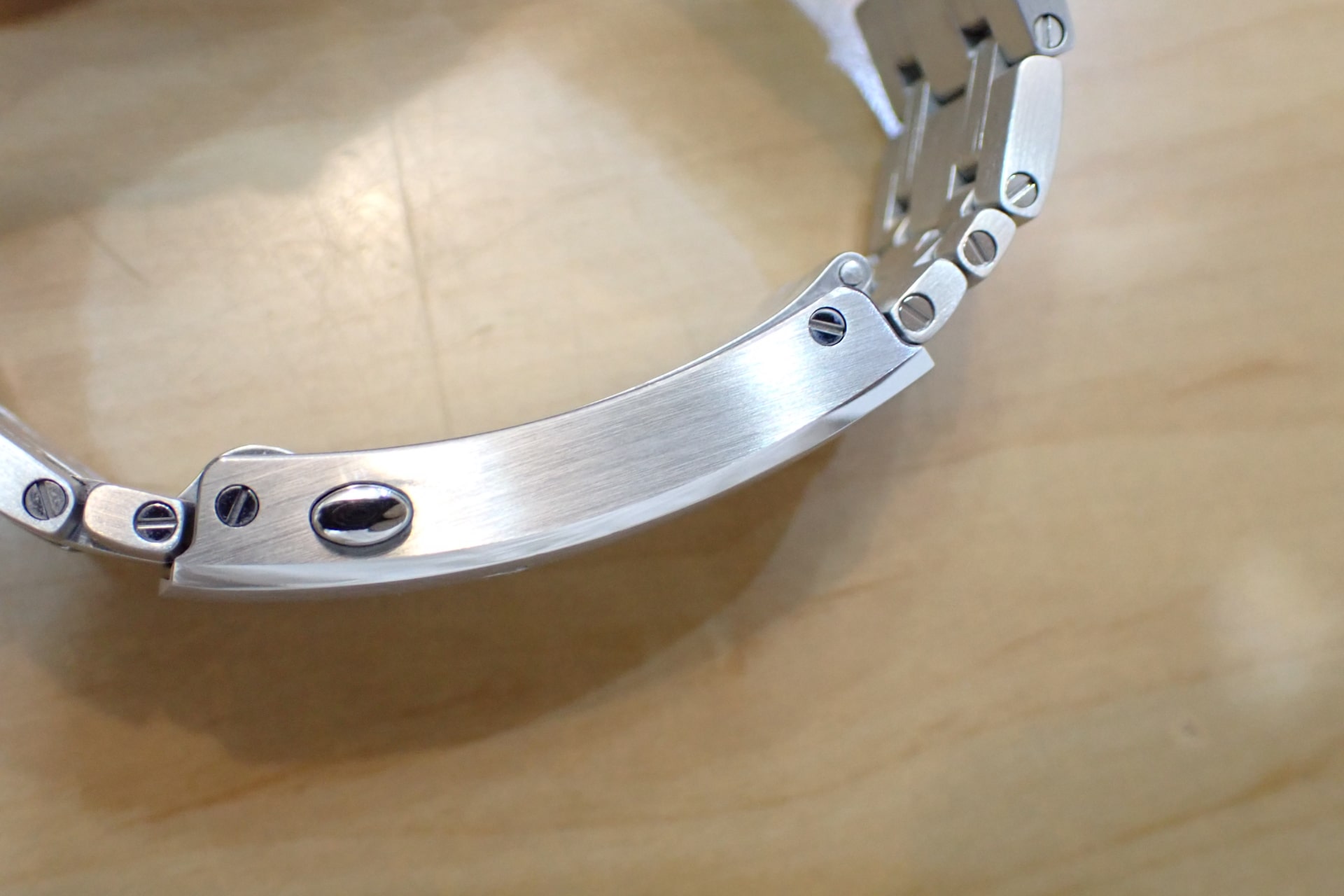 オメガ/OMEGA シーマスター ダイバー300m コーアクシャル マスタークロノメーター Ref.210.30.42.20.10.001 グリーン文字盤