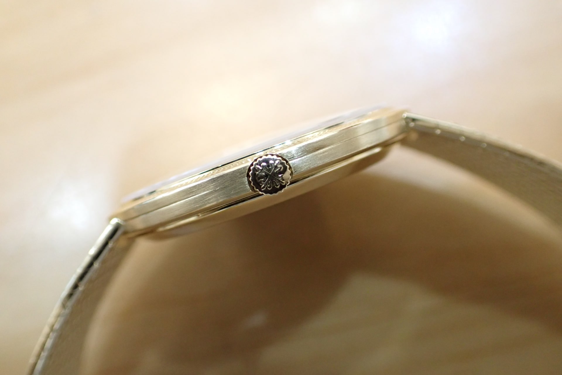 パテックフィリップ/PATEKPHILIPPE カラトラバ Ref.3588/1 18KYG ベルト一体モデル