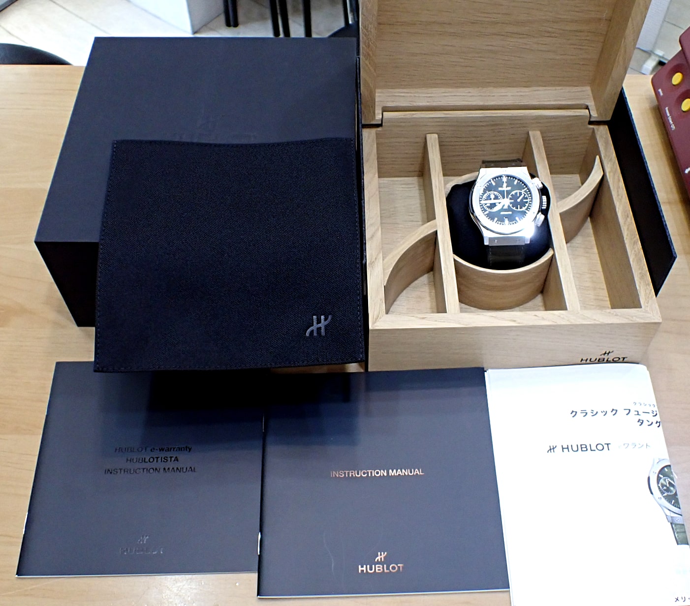 HUBLOT/ウブロ クラシックフュージョン クロノグラフ チタニウム Ref.521.NX.8970.LR グリーン文字盤