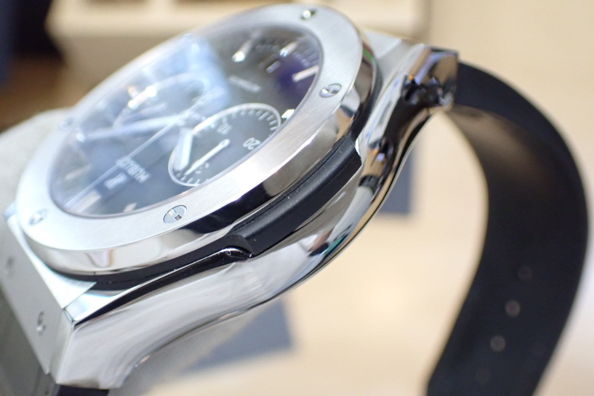 HUBLOT/ウブロ クラシックフュージョン クロノグラフ チタニウム Ref.521.NX.8970.LR グリーン文字盤