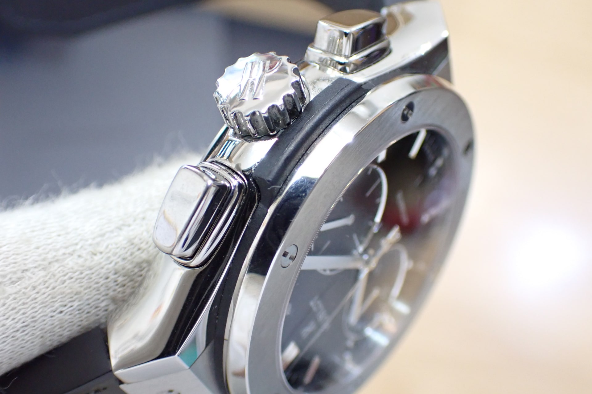 HUBLOT/ウブロ クラシックフュージョン クロノグラフ チタニウム Ref.521.NX.8970.LR グリーン文字盤