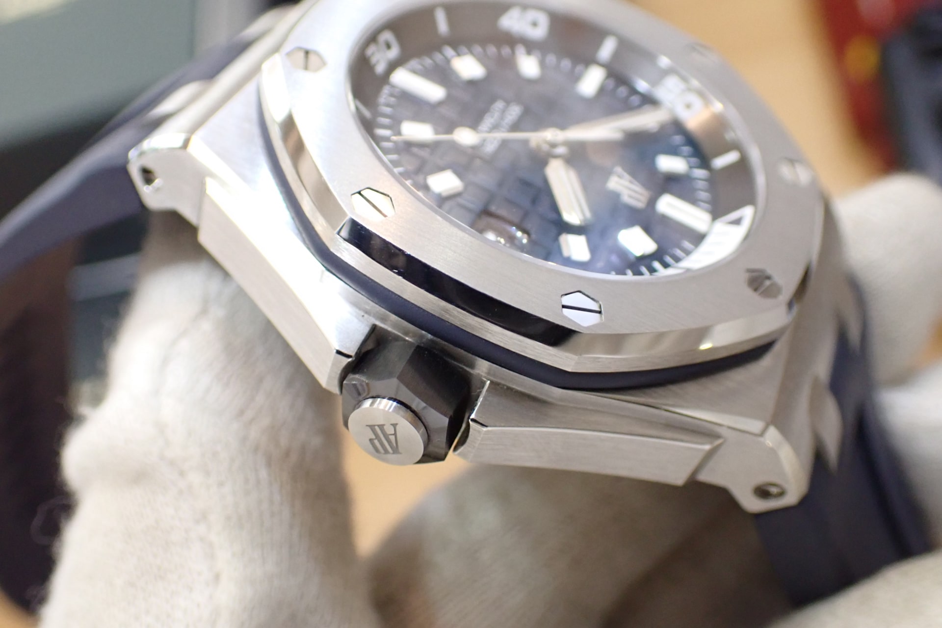 AUDEMARS PIGUET/オーデマピゲ ロイヤルオーク オフショア ダイバー　Ref.15720ST.OO.A027CA.01　ブルー文字盤