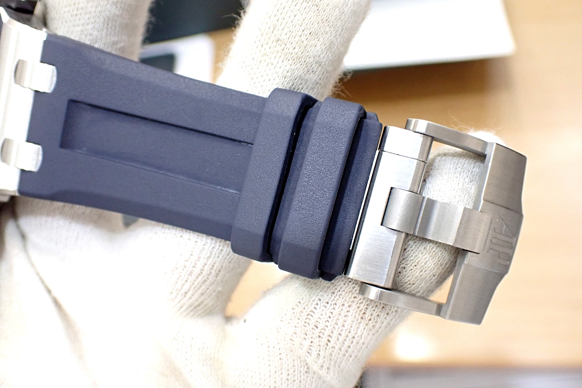 AUDEMARS PIGUET/オーデマピゲ ロイヤルオーク オフショア ダイバー　Ref.15720ST.OO.A027CA.01　ブルー文字盤