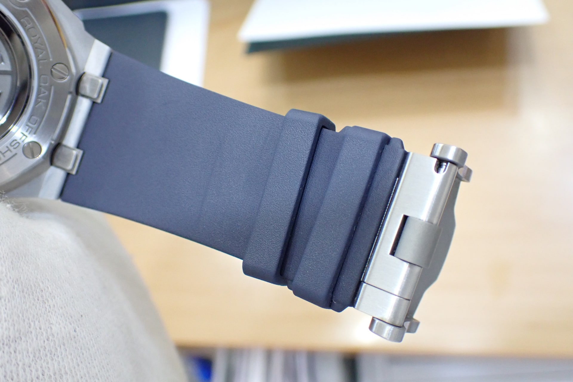 AUDEMARS PIGUET/オーデマピゲ ロイヤルオーク オフショア ダイバー　Ref.15720ST.OO.A027CA.01　ブルー文字盤