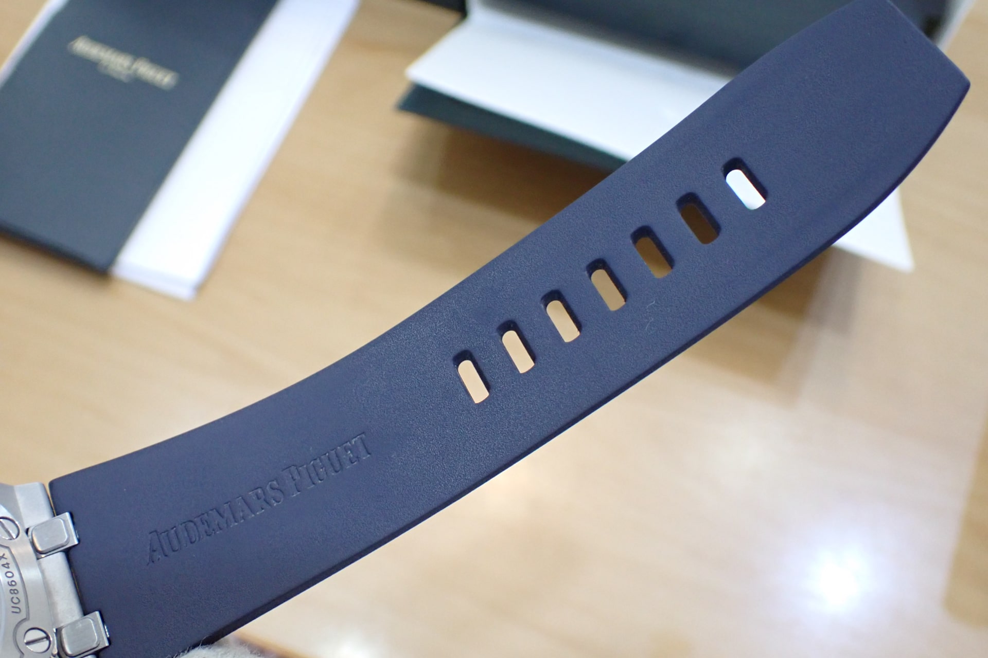 AUDEMARS PIGUET/オーデマピゲ ロイヤルオーク オフショア ダイバー　Ref.15720ST.OO.A027CA.01　ブルー文字盤