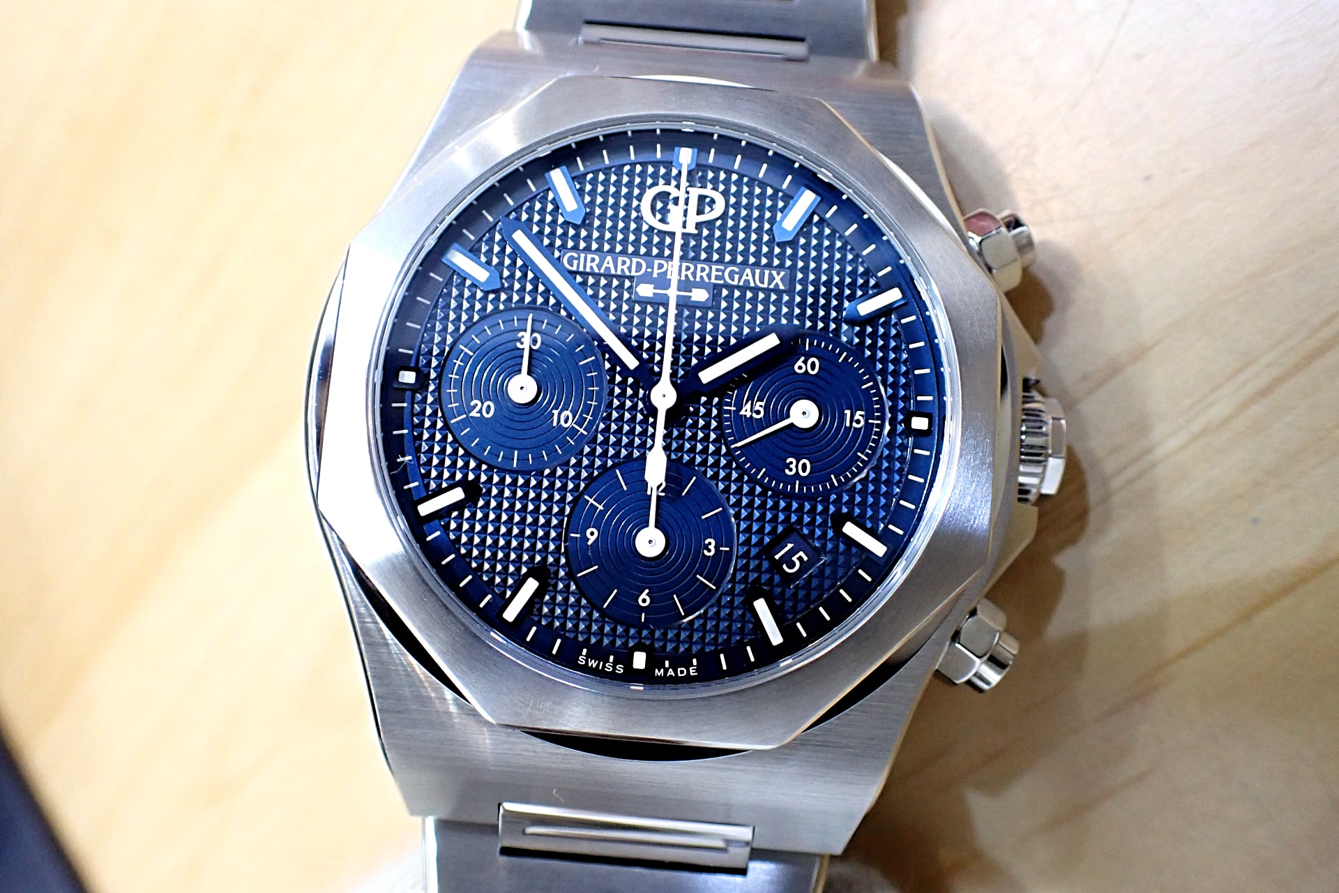 GIRARD PERREGAUX/ジラールペルゴ ロレアート 42mm クロノグラフ Ref.81020-11-431-BB4A ブルー文字盤