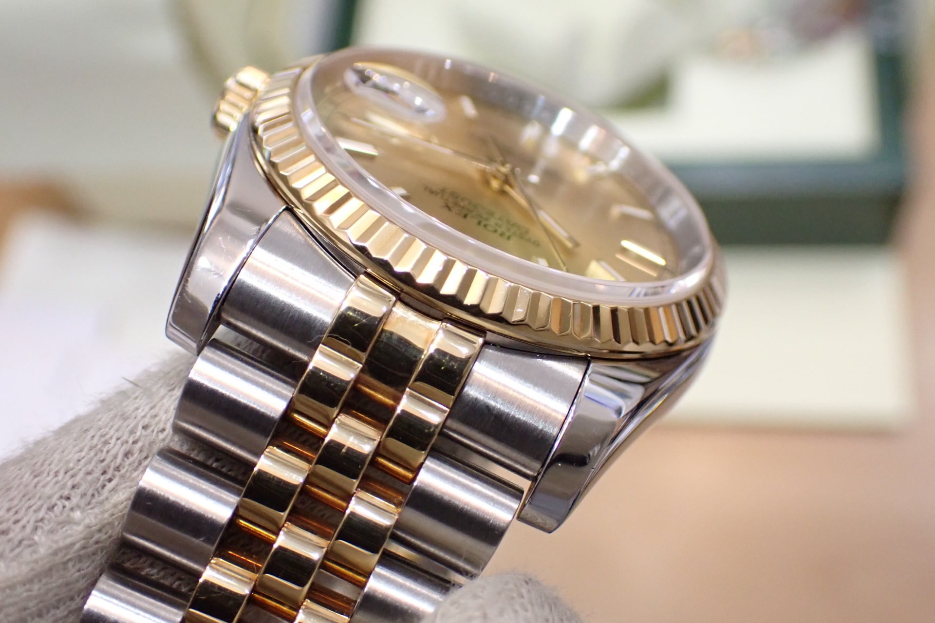 ロレックス/ROLEX デイトジャスト Ref.116233 シリアルG番 18KYG/SS シャンパン文字盤/ジュビリー