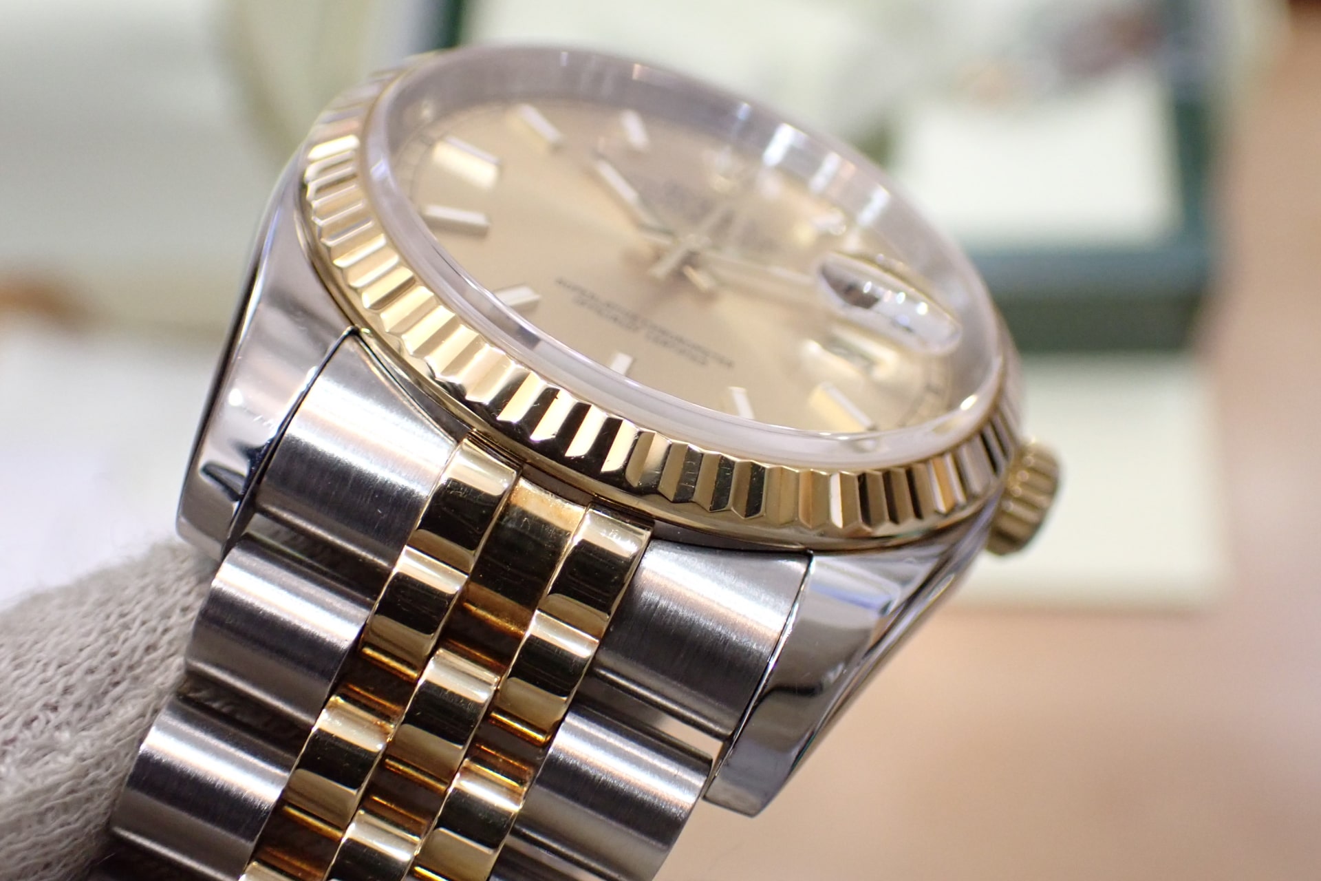 ロレックス/ROLEX デイトジャスト Ref.116233 シリアルG番 18KYG/SS シャンパン文字盤/ジュビリー