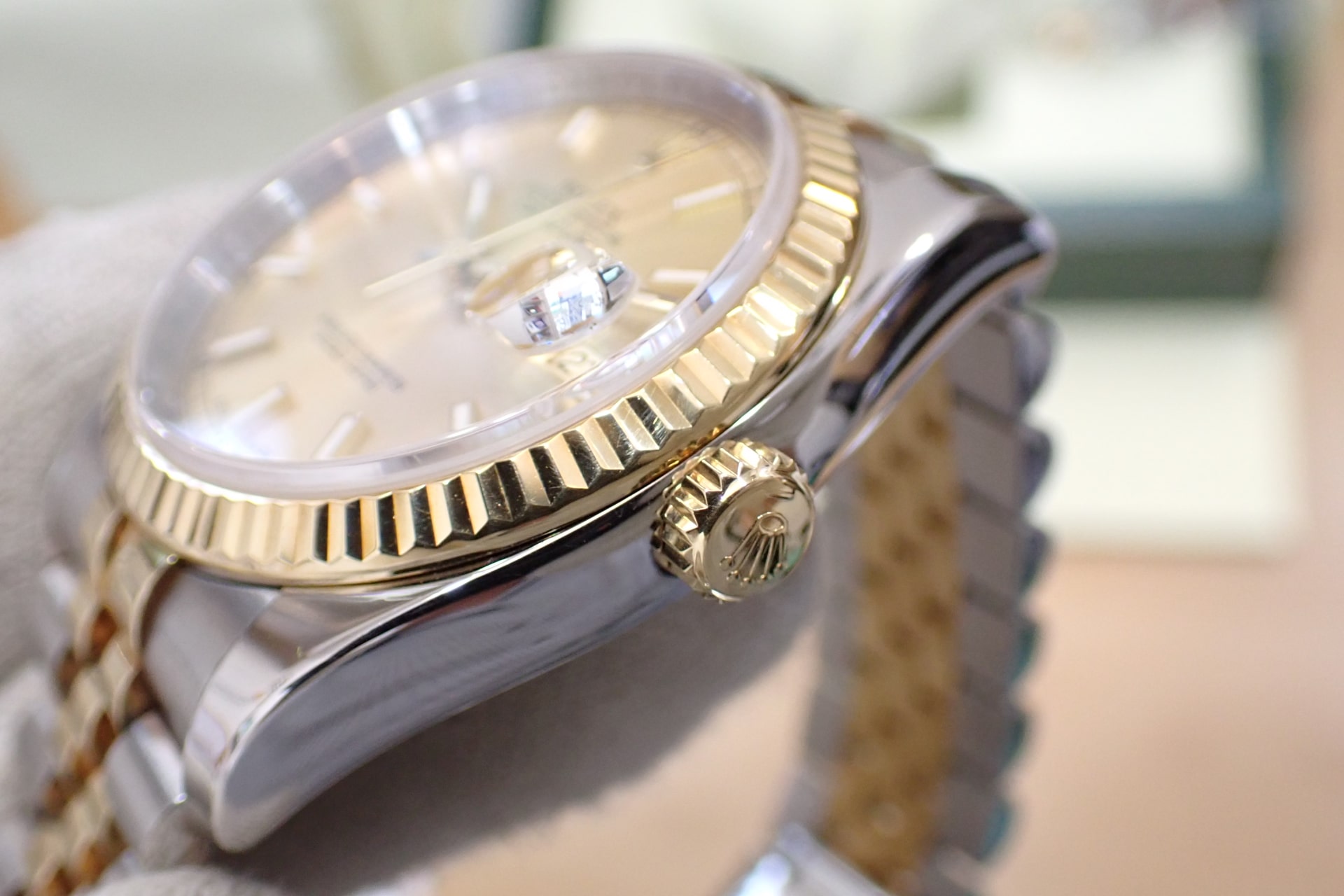 ロレックス/ROLEX デイトジャスト Ref.116233 シリアルG番 18KYG/SS シャンパン文字盤/ジュビリー