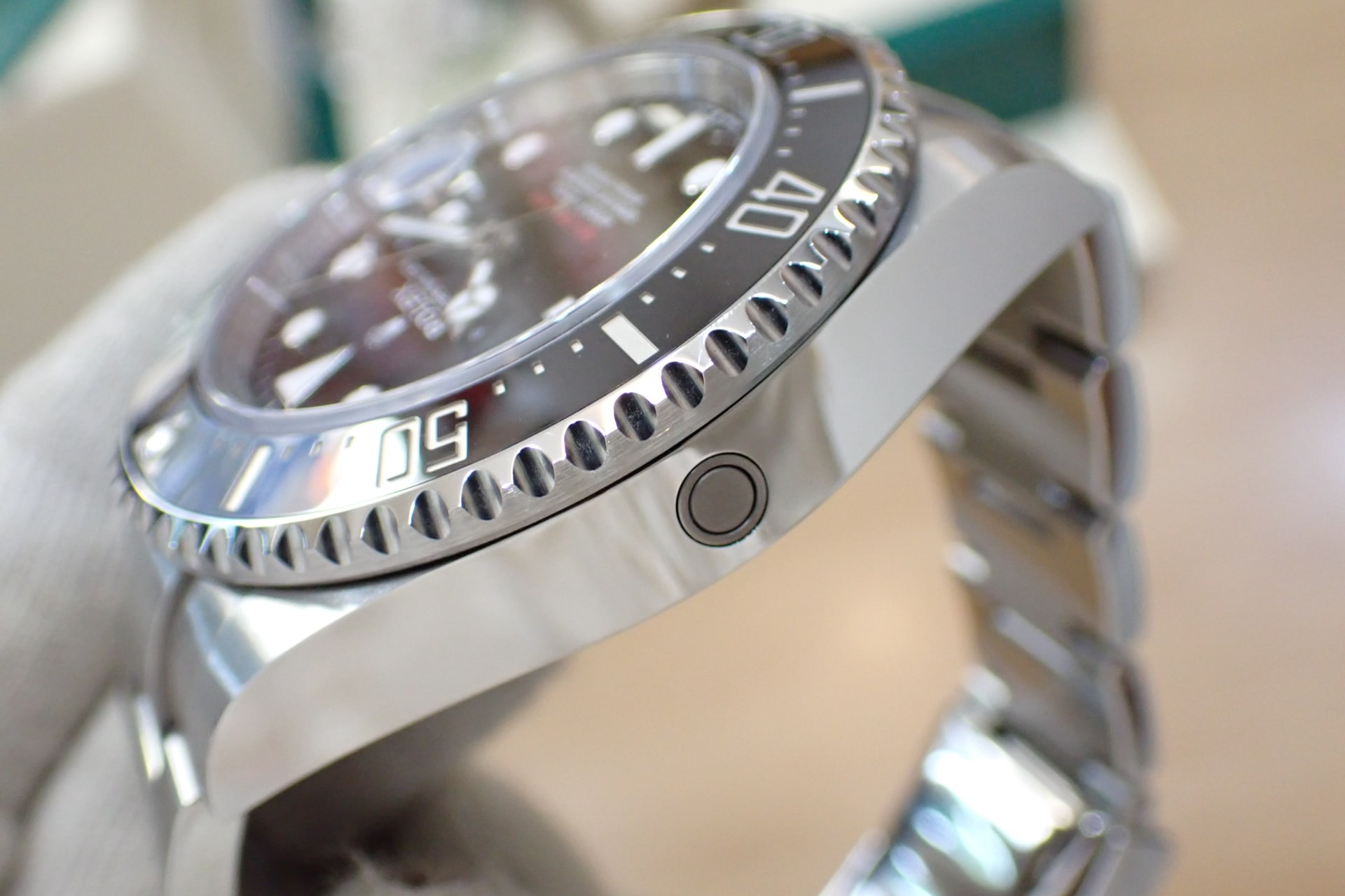 ROLEX/ロレックス シードゥエラー Ref.126600 赤シード/ランダム ノンポリッシュ