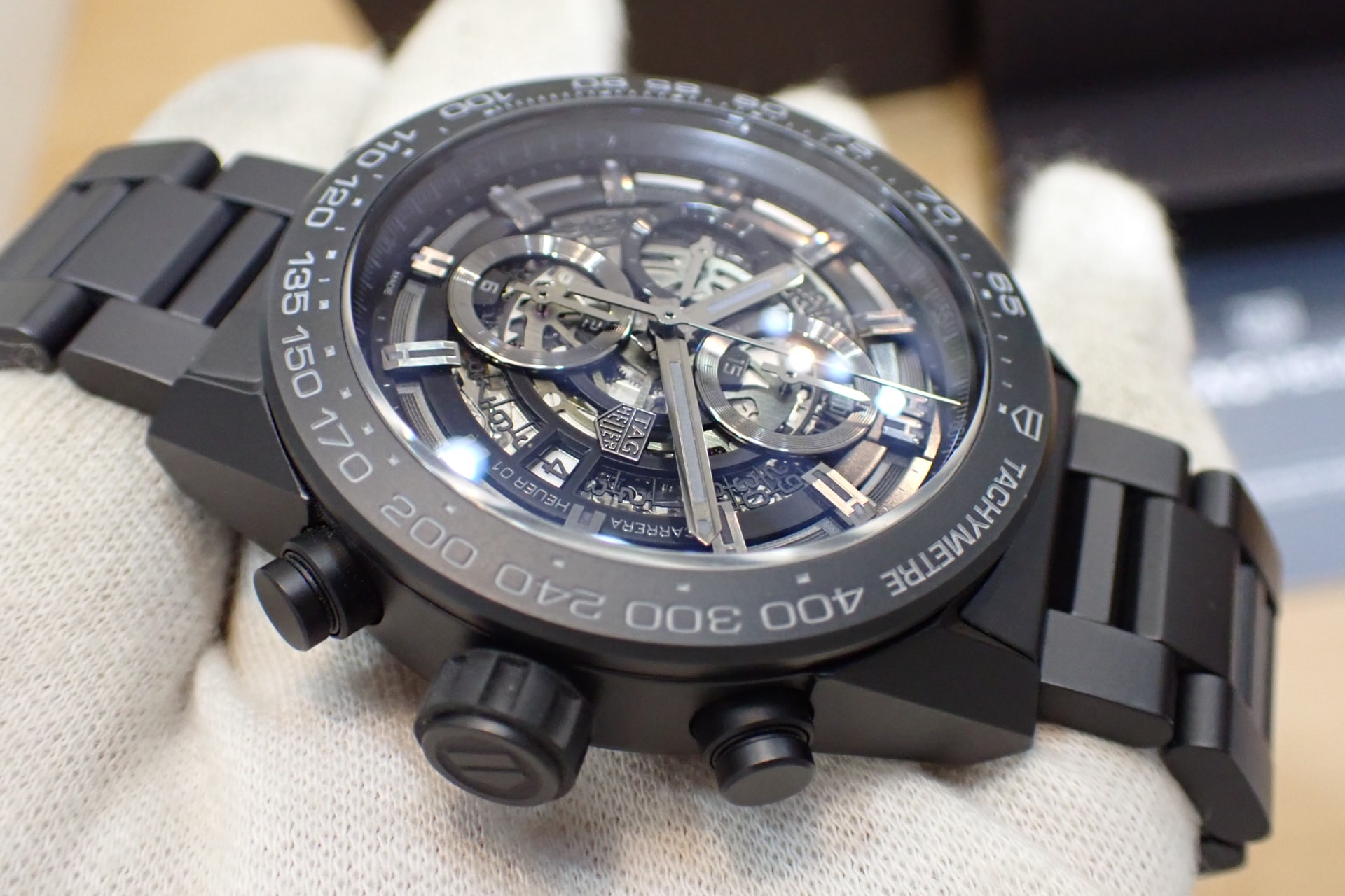 タグ ホイヤー/TAG HEUER カレラ キャリバーホイヤー01 クロノグラフ Ref.CAR2A91.BH0742 セラミック製