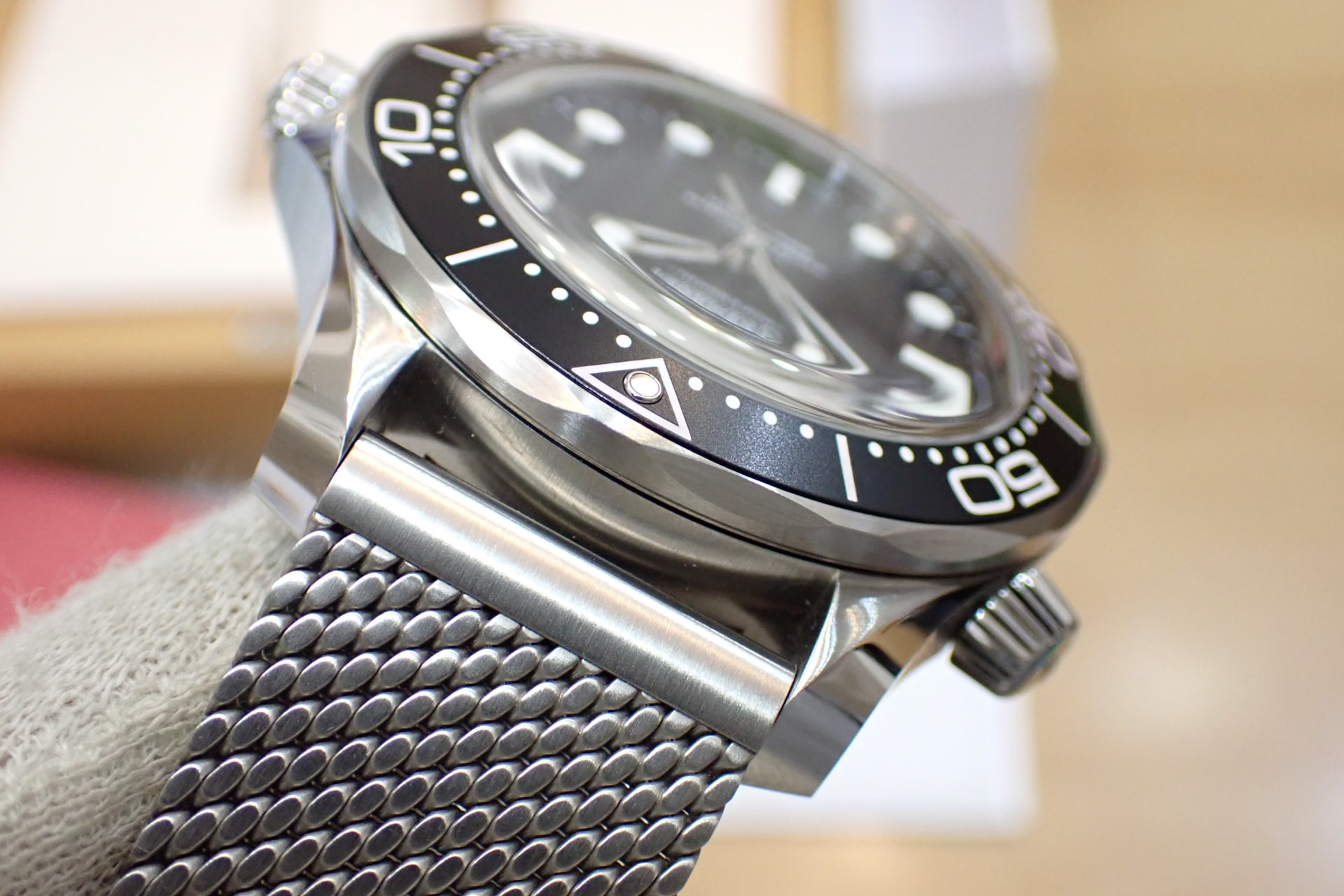 OMEGA/オメガ シーマスター ダイバー300m コーアクシャル マスタークロノメーター Ref.210.30.42.20.01.010　黒文字盤