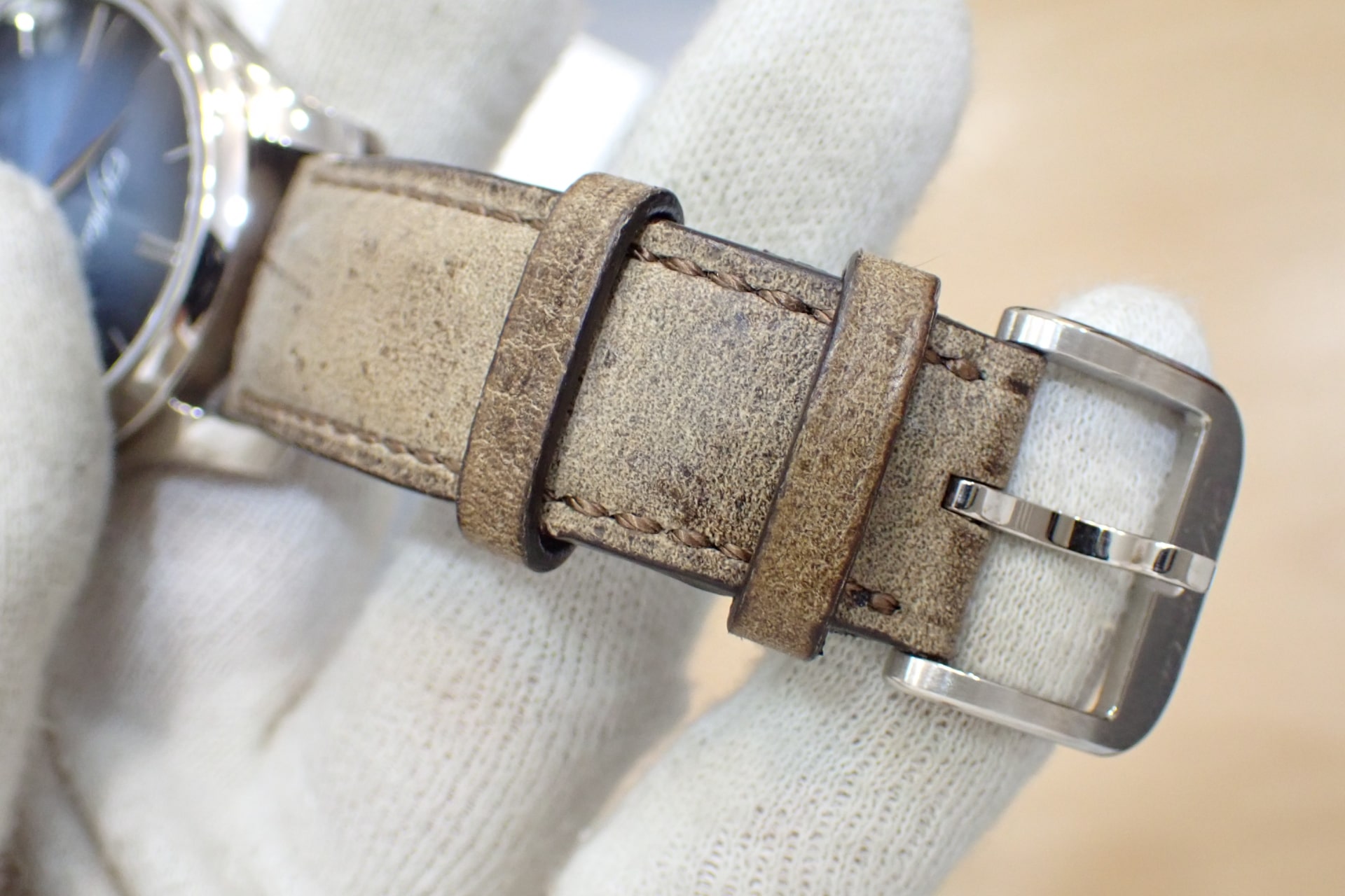 H.MOSER&CIE./H.モーザー エンデバー センターセコンド オートマティック 18KWG Ref.1200-0201 ファンキーブルー文字盤