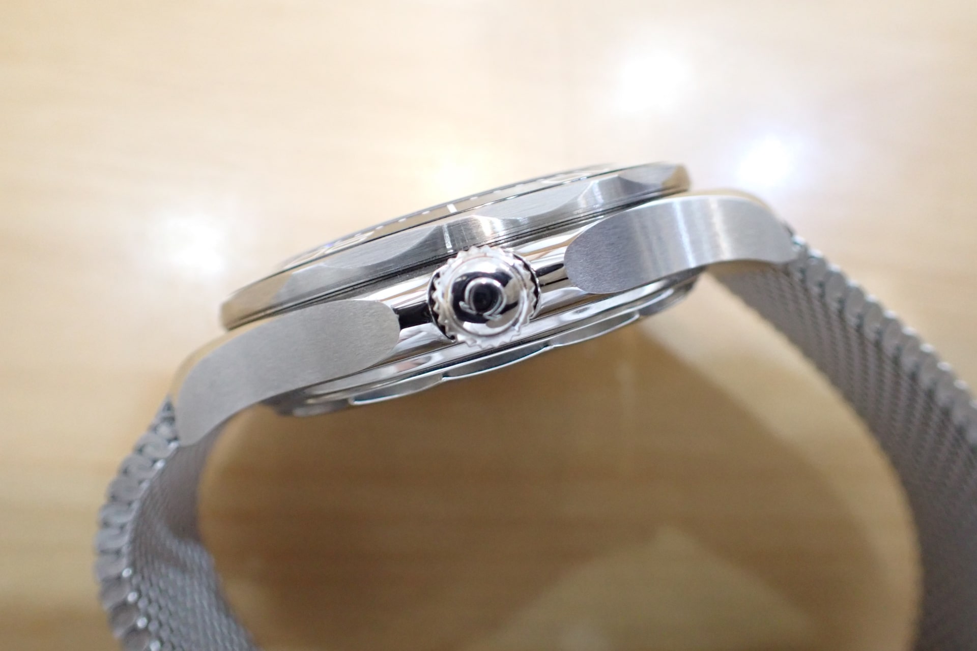 オメガ/OMEGA シーマスター ダイバー 300m コーアクシャル マスター クロノメーター 42mm Ref.210.32.42.20.04.001 純正メッシュブレスモデル