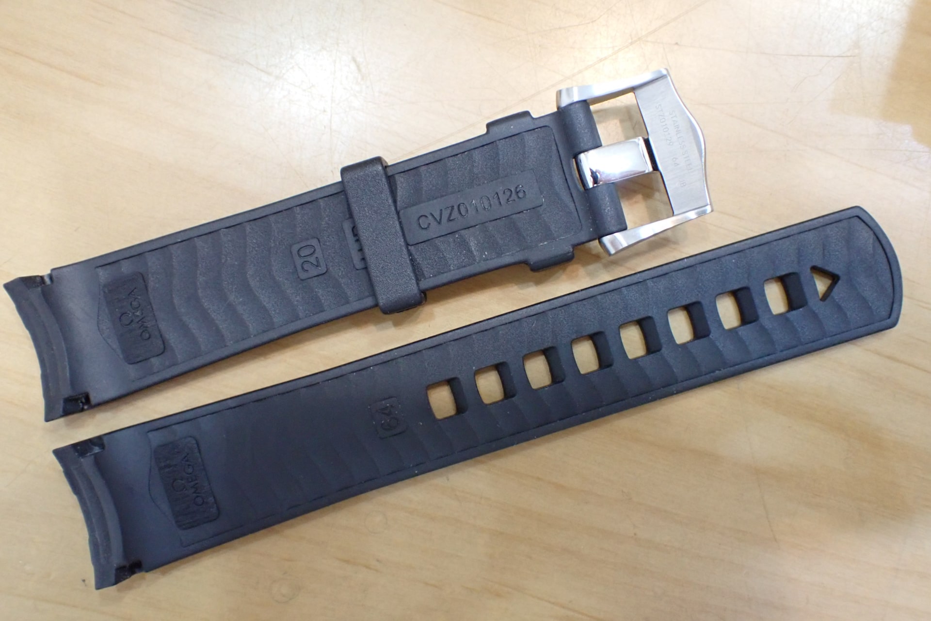 OMEGA/オメガ シーマスター ダイバー300M マスタークロノメーター 42mm 18Kイエローゴールド コンビ Ref.210.22.42.20.01.001