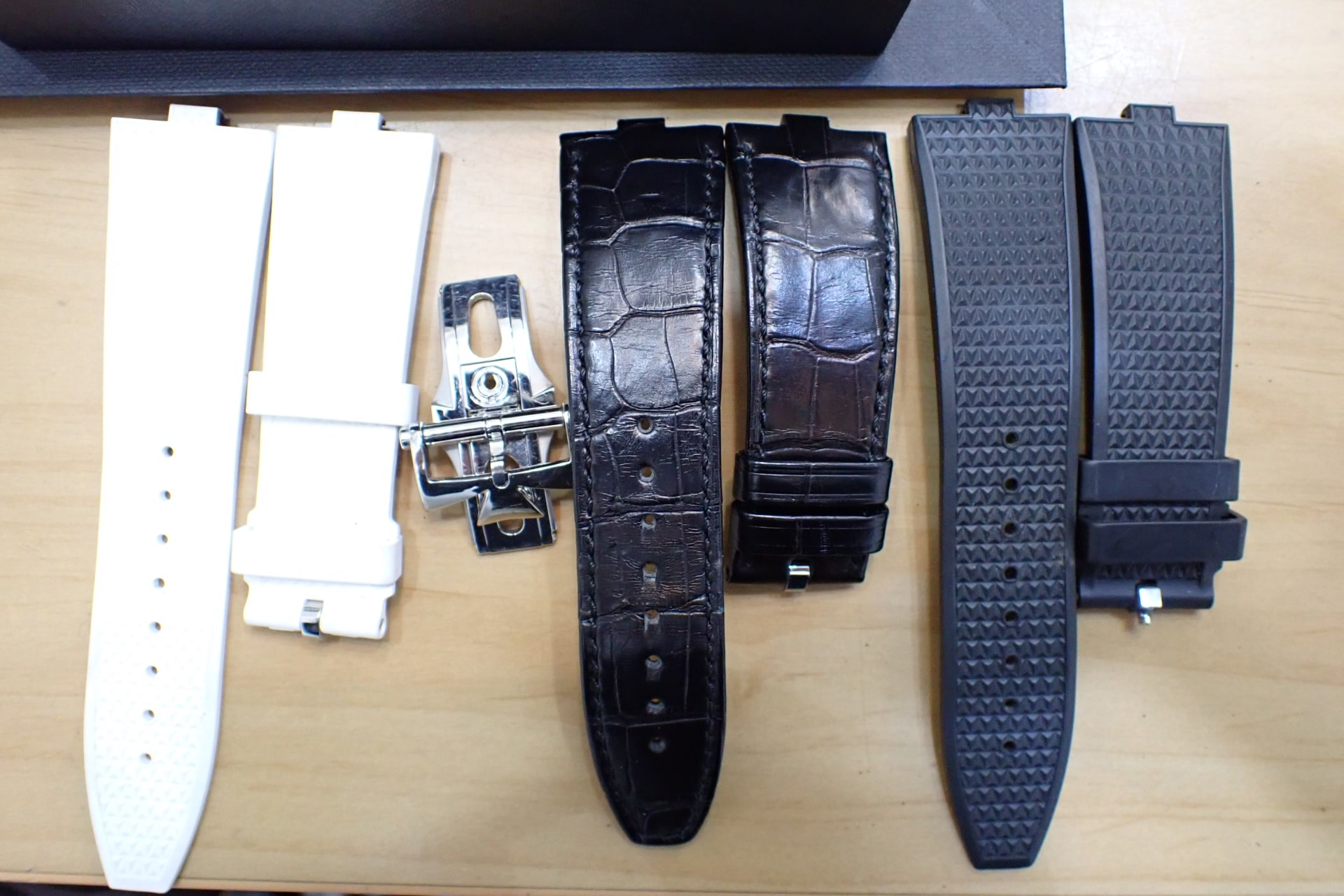 VACHERON CONSTANTIN/ヴァシュロンコンスタンタン オーヴァーシーズ デュアルタイム Ref.7900V/110A-B333